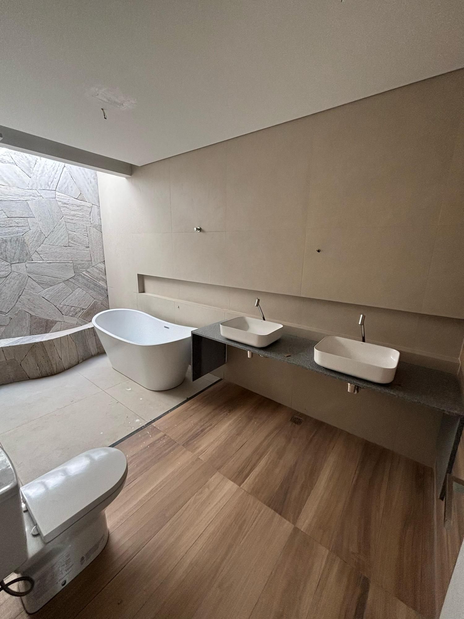 Casa de Condomínio à venda com 4 quartos, 360m² - Foto 3