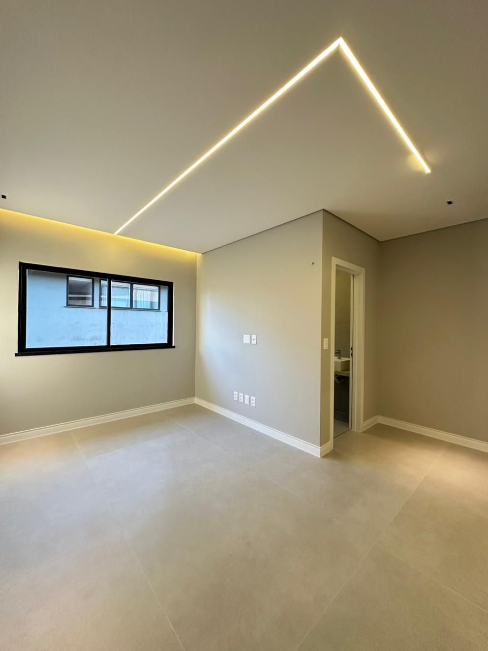 img275640612