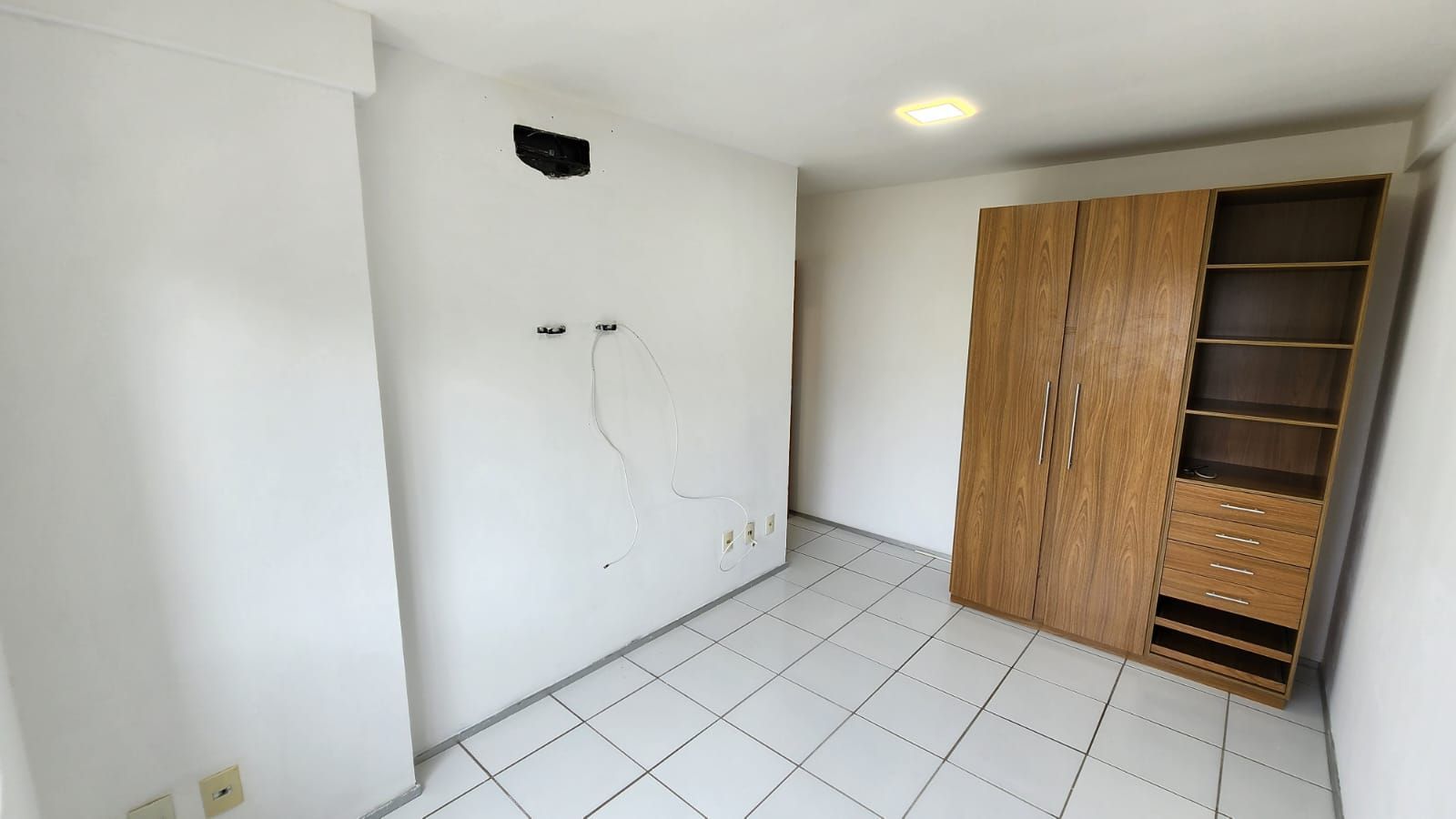 Apartamento para alugar com 2 quartos, 65m² - Foto 8