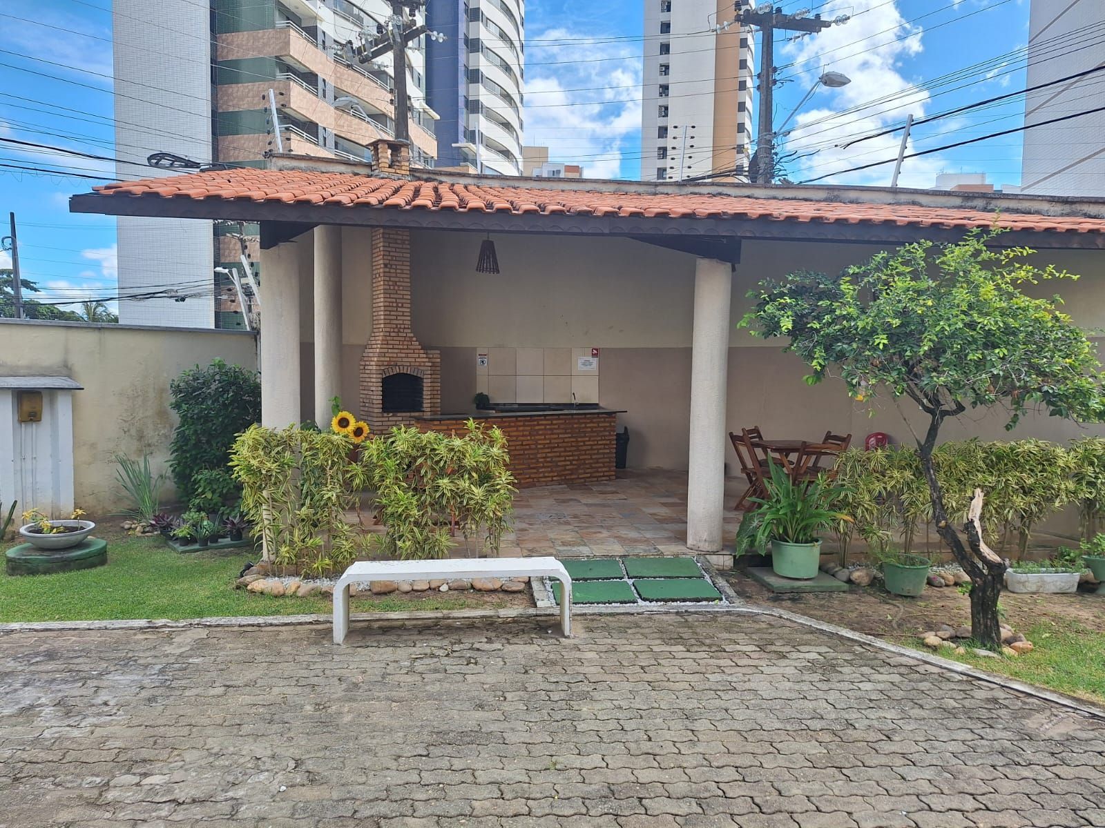 img223395623