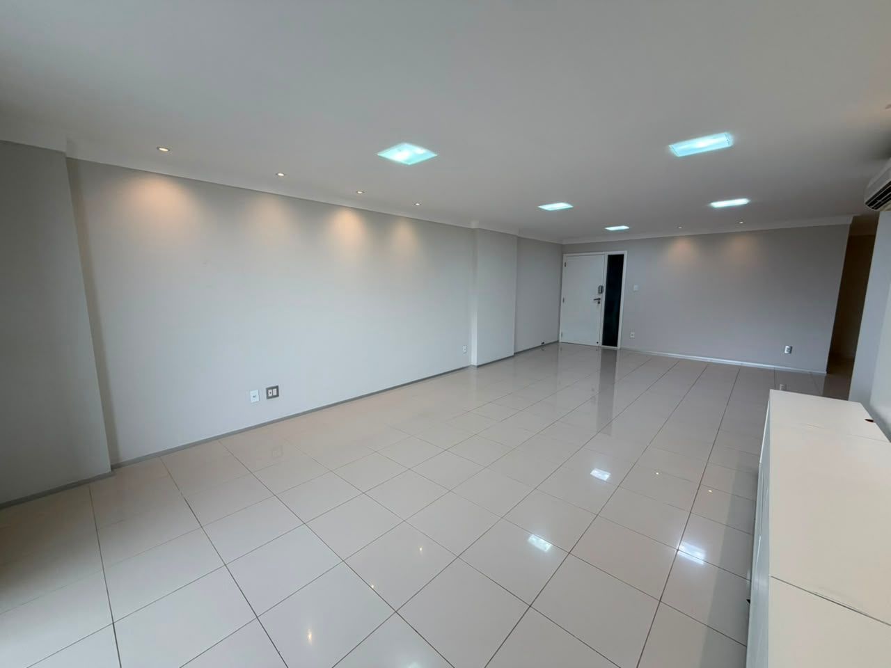 Apartamento, 5 quartos, 230 m² - Foto 3