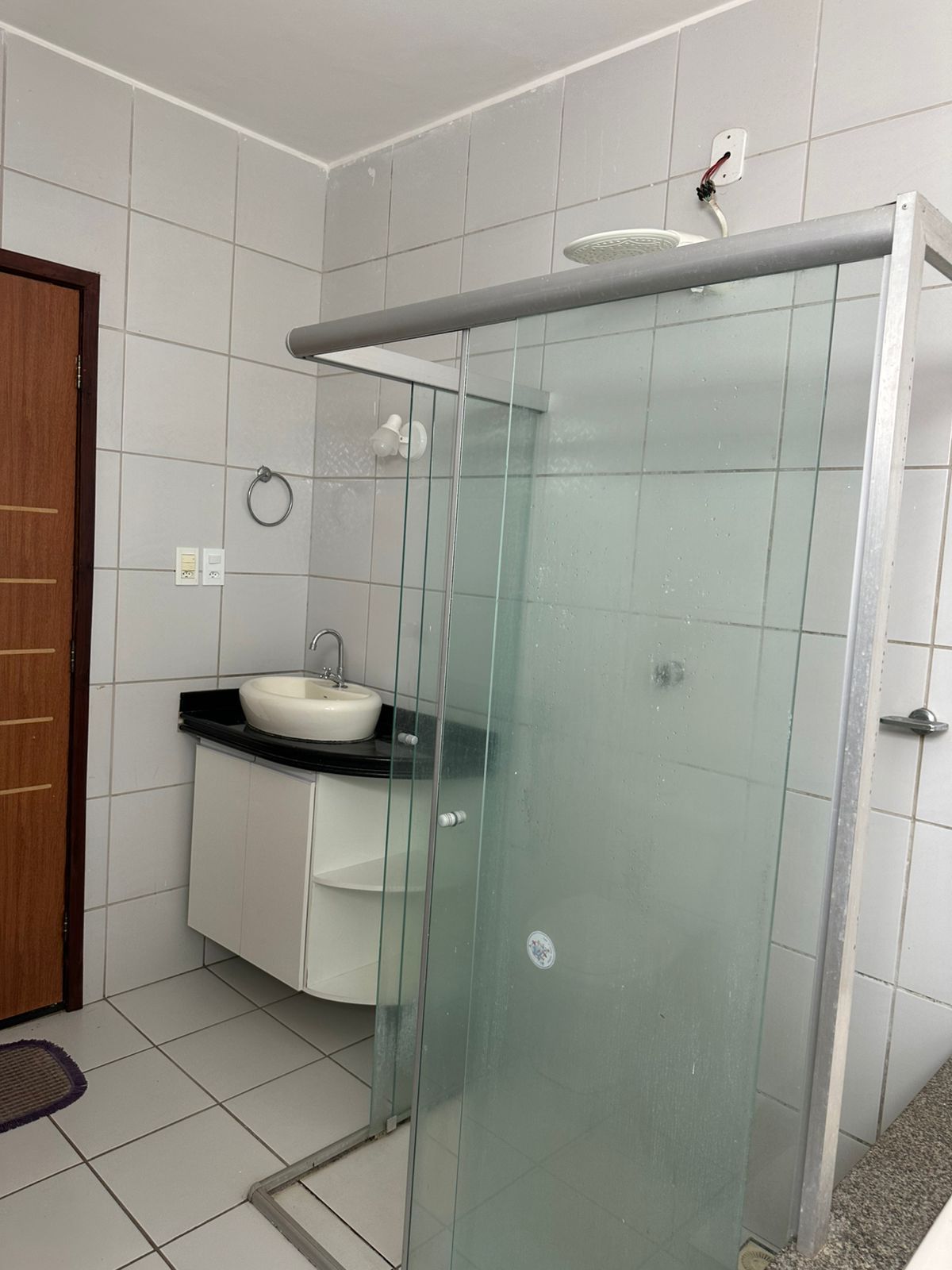 Casa de Condomínio para alugar com 3 quartos, 160m² - Foto 1