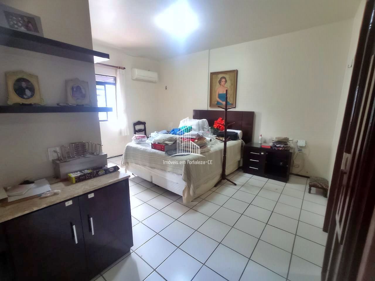 img150937824