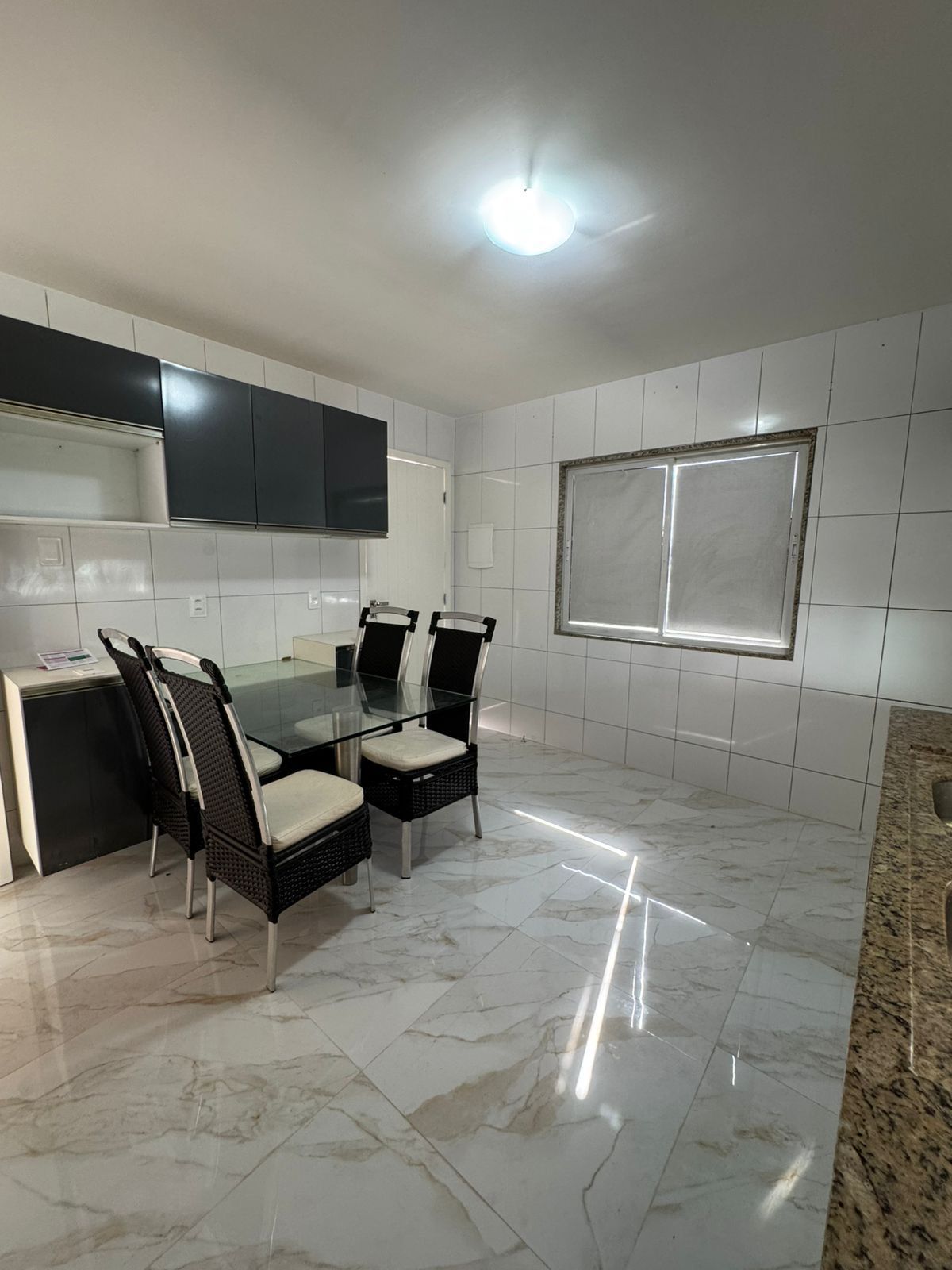 Casa de Condomínio à venda com 4 quartos, 270m² - Foto 11