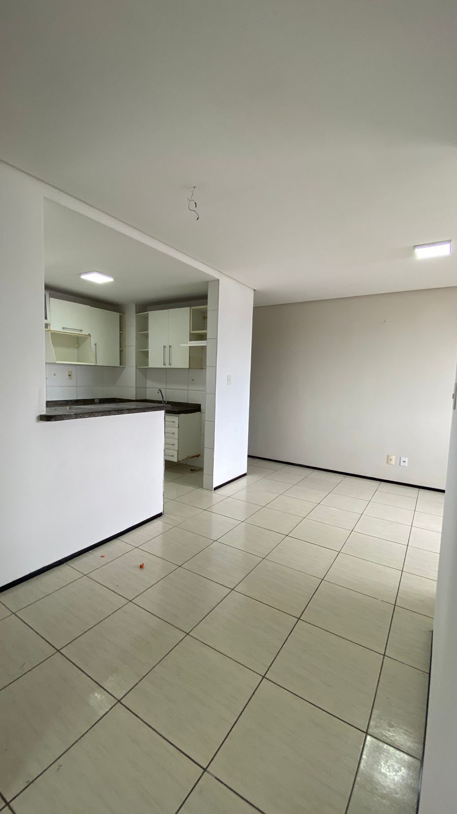 Apartamento à venda com 3 quartos, 80m² - Foto 4