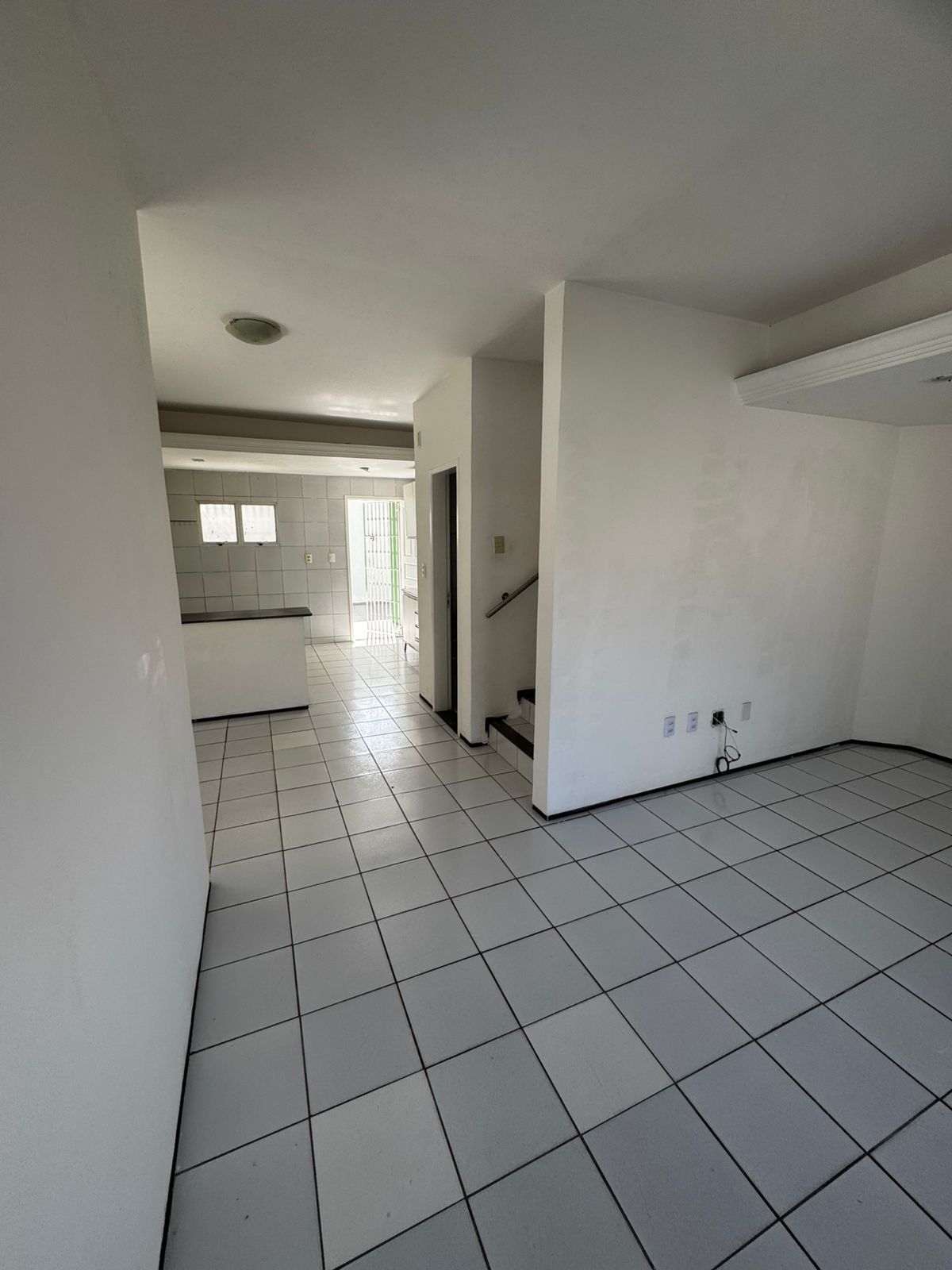 Casa à venda com 3 quartos, 219m² - Foto 6
