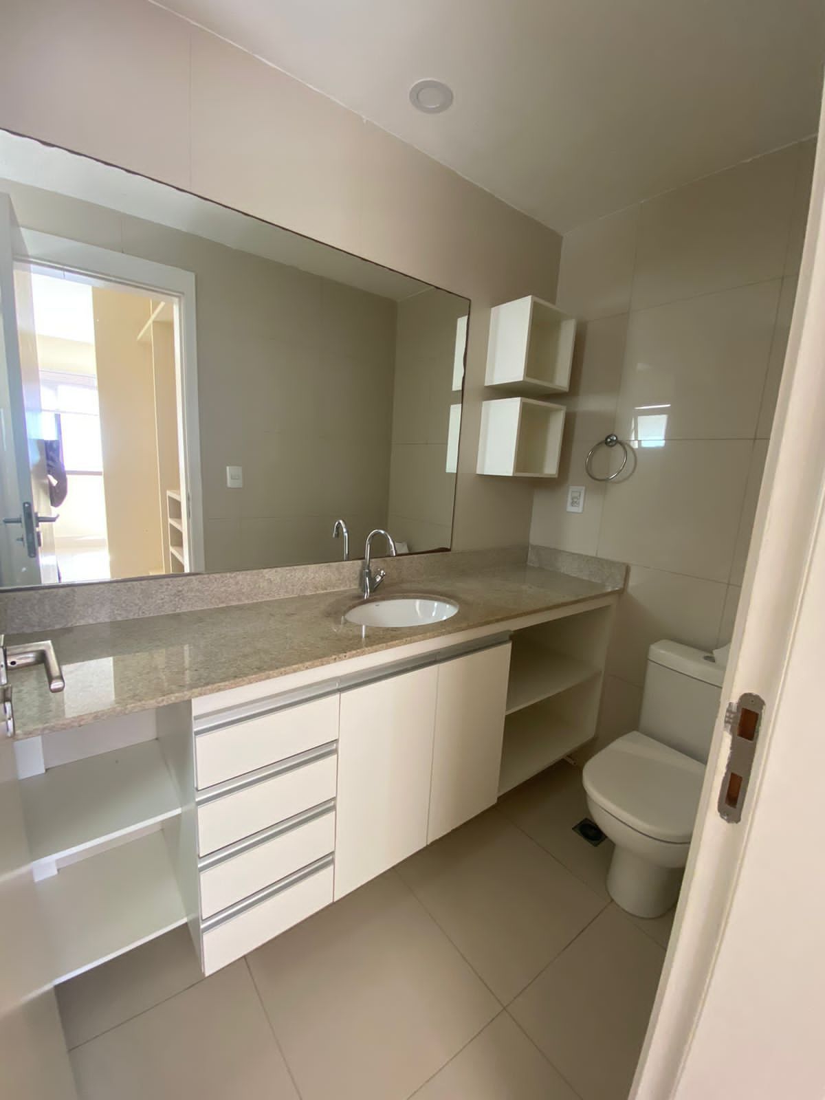 Apartamento para alugar com 3 quartos, 113m² - Foto 9