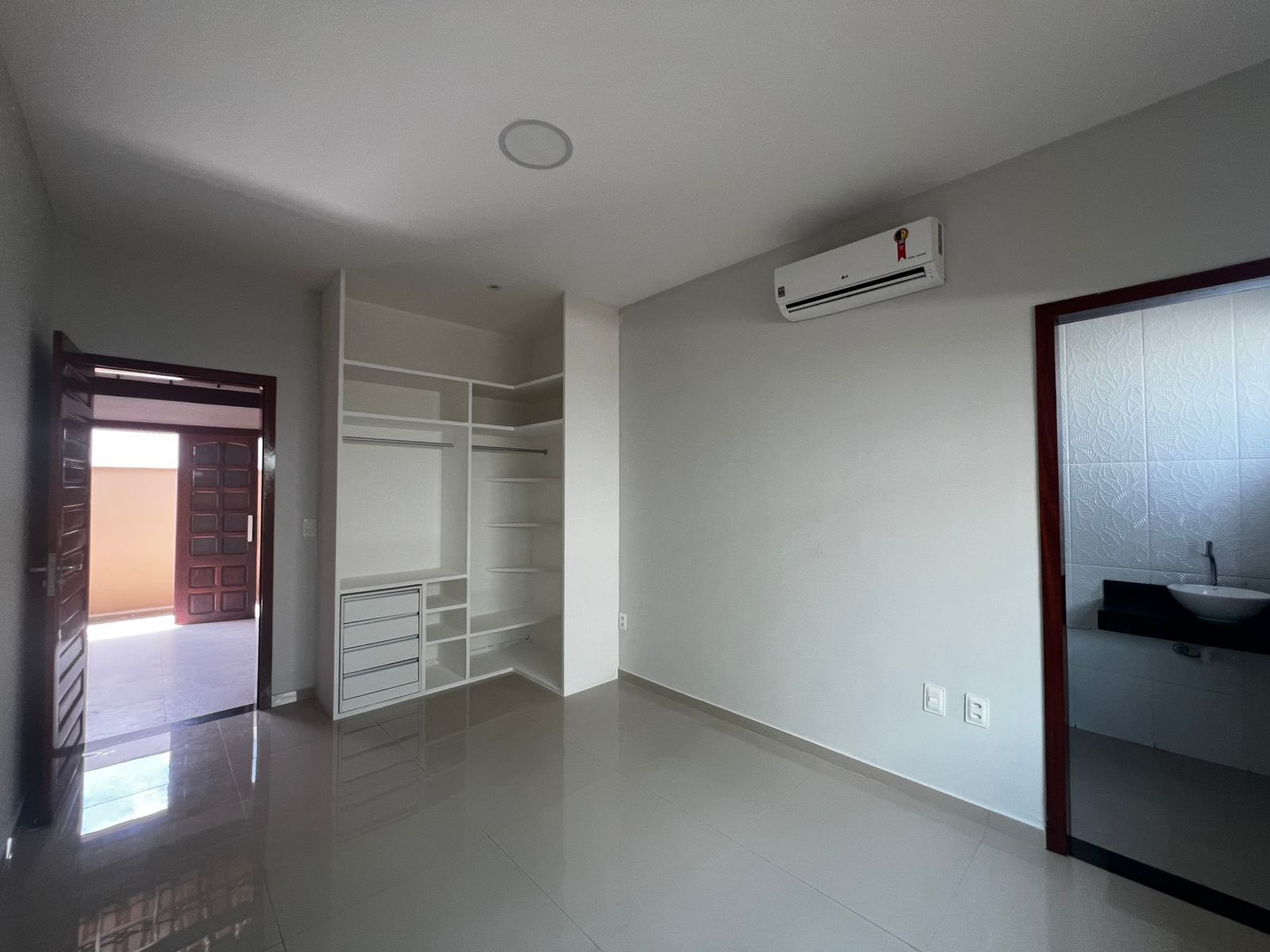 Casa, 3 quartos, 200 m² - Foto 8