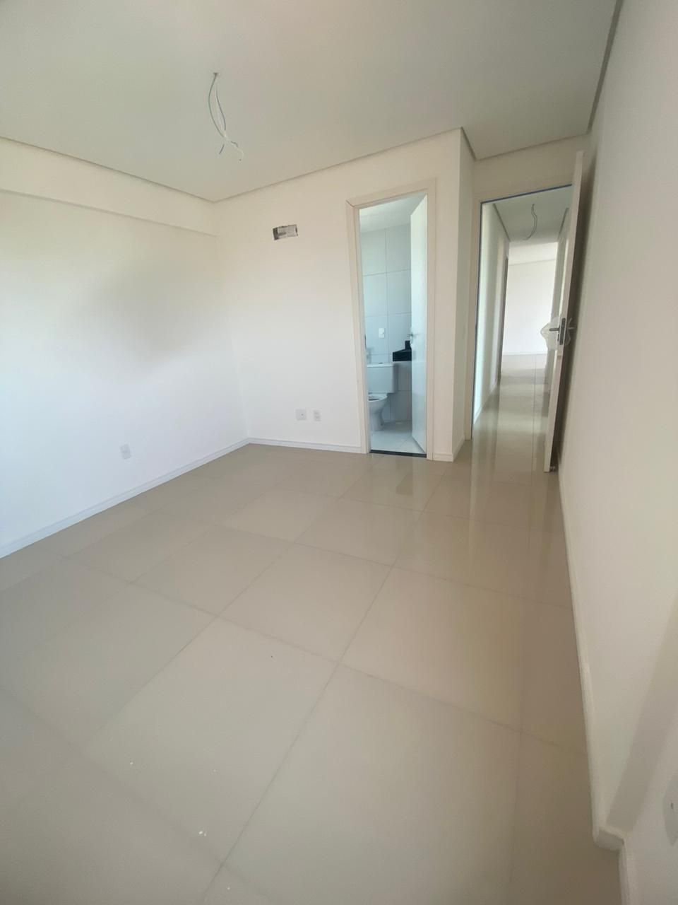 Apartamento à venda com 3 quartos, 119m² - Foto 7