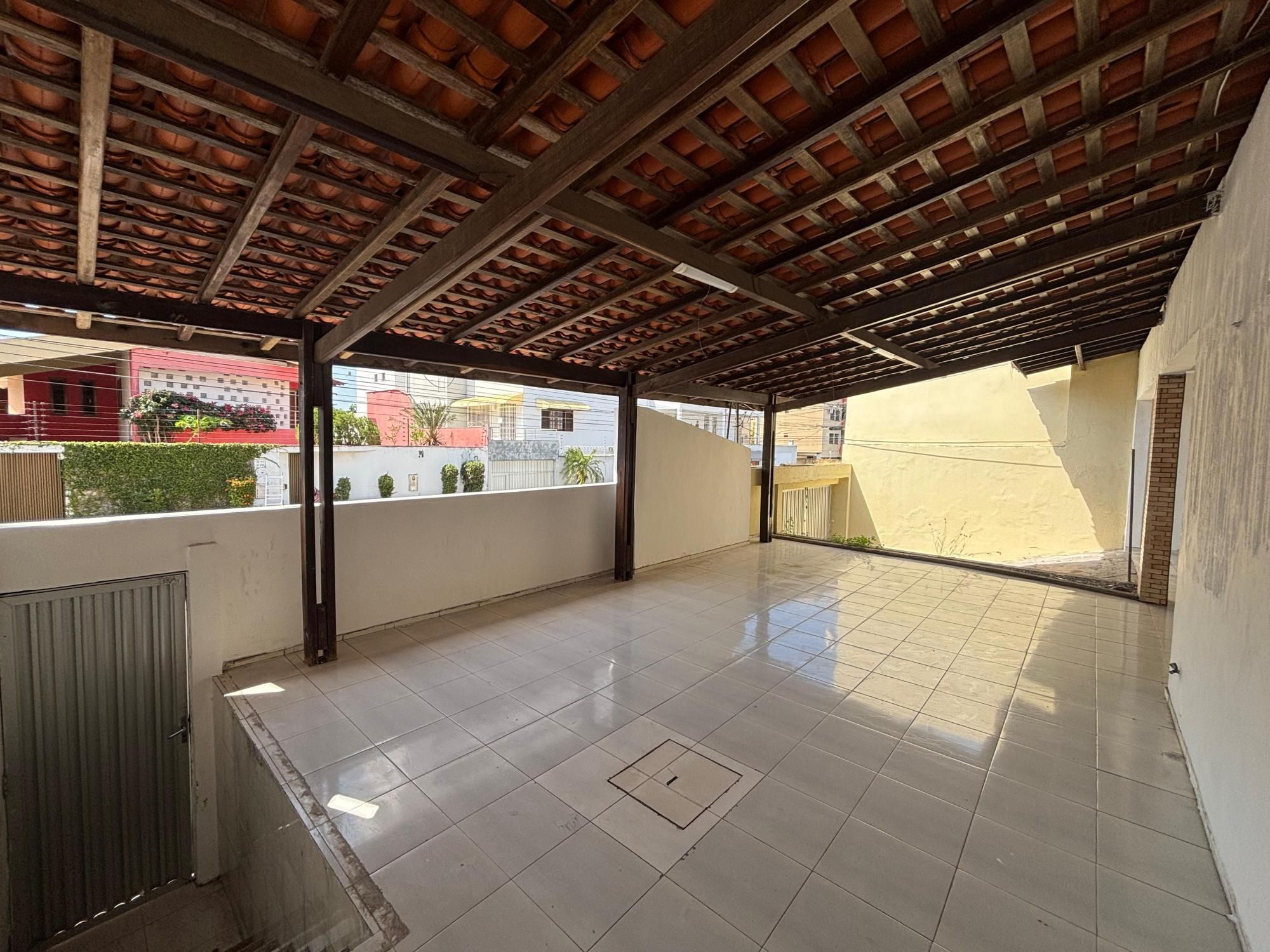 Imóvel Comercial de 2 quartos, 378m² no bairro Renascença, em São Luís | Eu Corretor