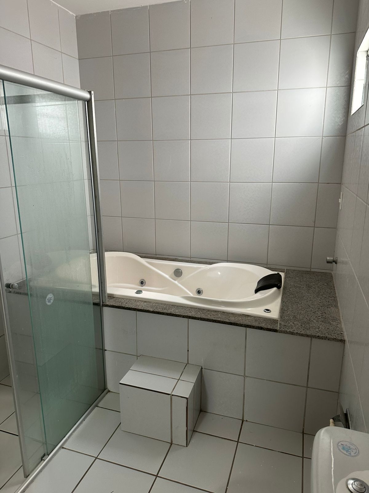 Casa de Condomínio para alugar com 3 quartos, 160m² - Foto 4