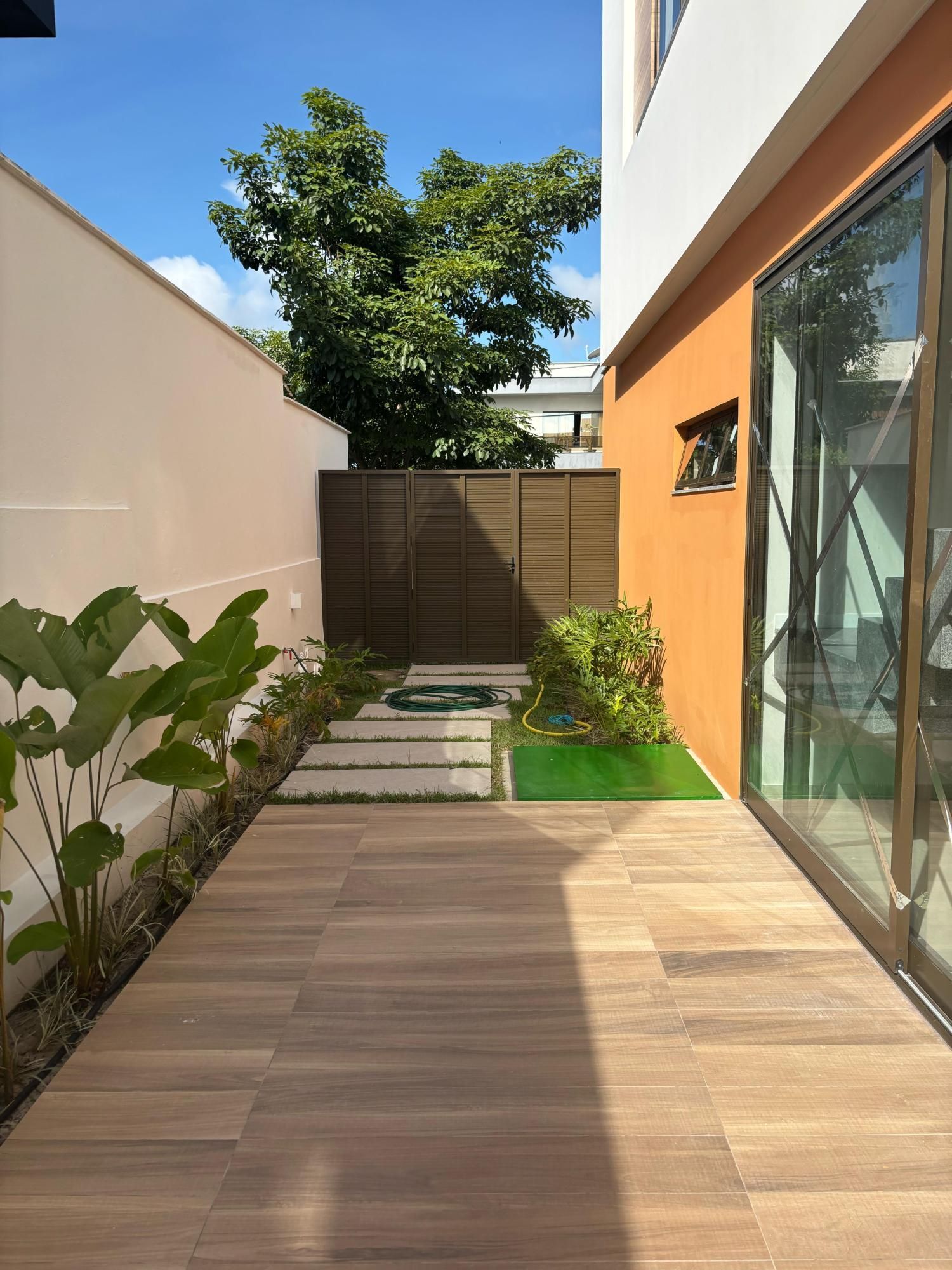 Casa de Condomínio à venda com 4 quartos, 360m² - Foto 8
