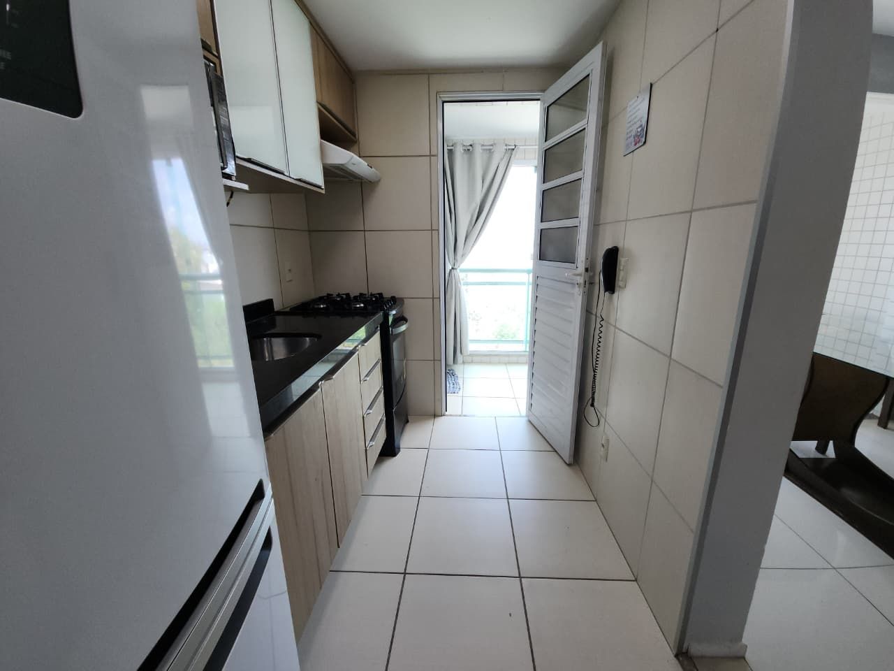 Apartamento para alugar com 3 quartos, 76m² - Foto 3