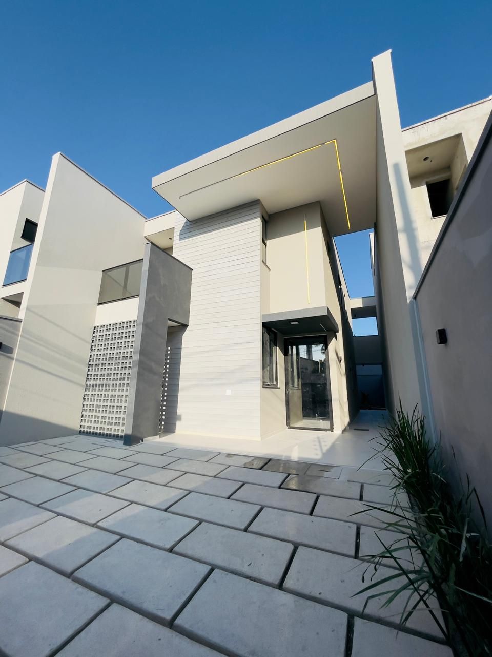 Casa de 4 quartos, 152m² no bairro Jardim das Oliveiras, em Fortaleza | Eu Corretor