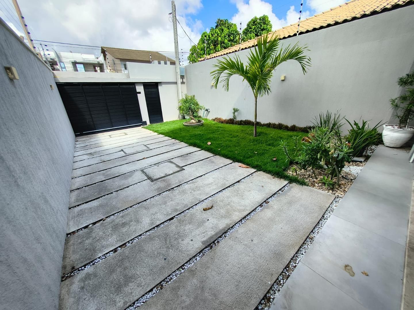 Casa, 4 quartos, 177 m² - Foto 1