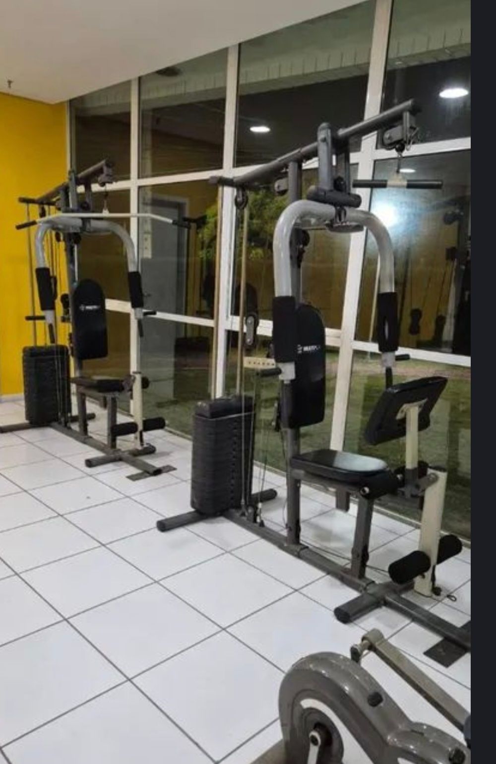 Apartamento à venda com 3 quartos, 81m² - Foto 2