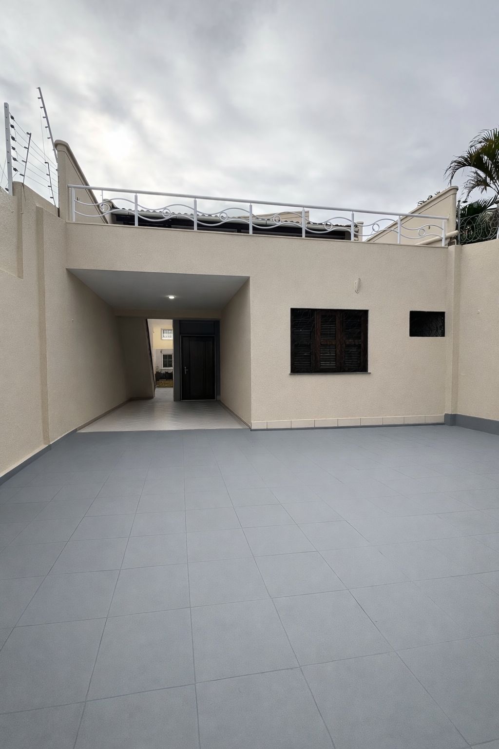 Casa, 5 quartos, 208 m² - Foto 1