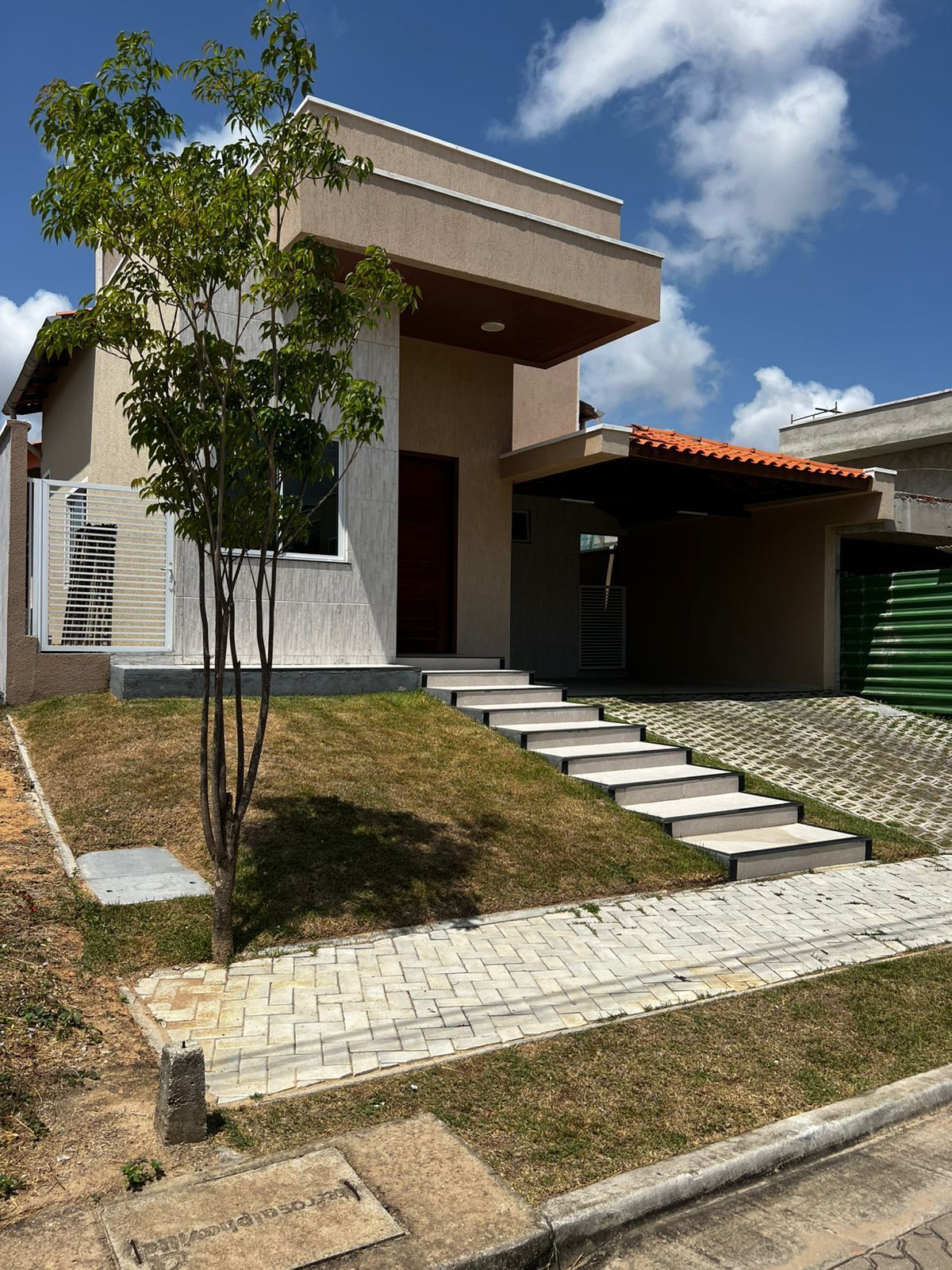 Casa, 3 quartos, 200 m² - Foto 1