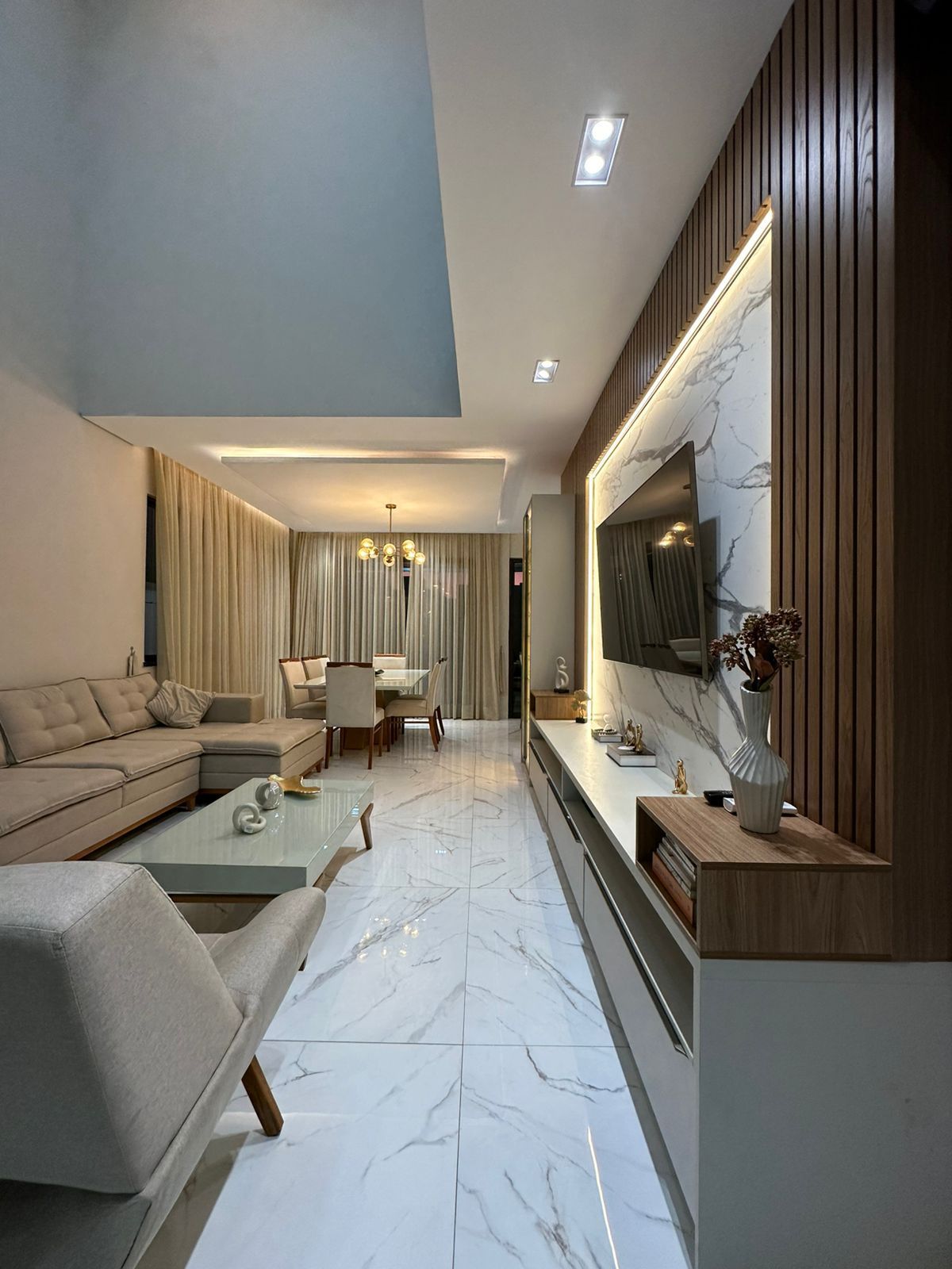Casa de Condomínio de 3 quartos, 330m² no bairro Cidade Alpha, em Eusébio | Eu Corretor