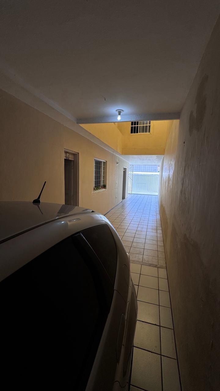 Casa, 6 quartos, 260 m² - Foto 6