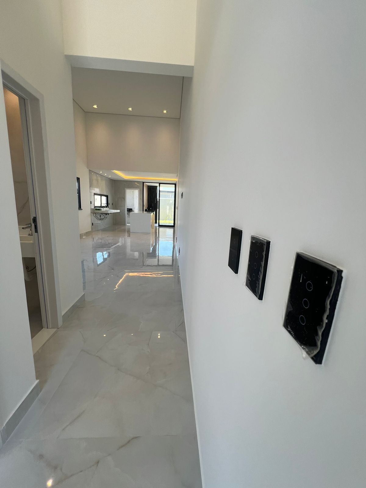 Casa de Condomínio de 3 quartos, 275m² no bairro Cidade Alpha, em Eusébio | Eu Corretor
