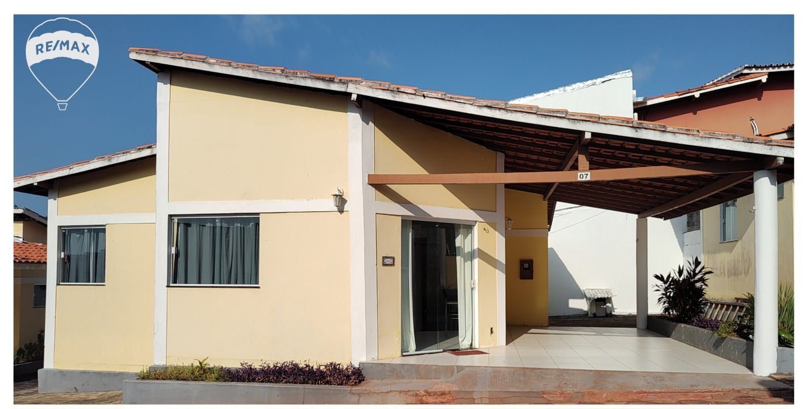 Casa de Condomínio para alugar com 3 quartos, 130m² - Foto 2