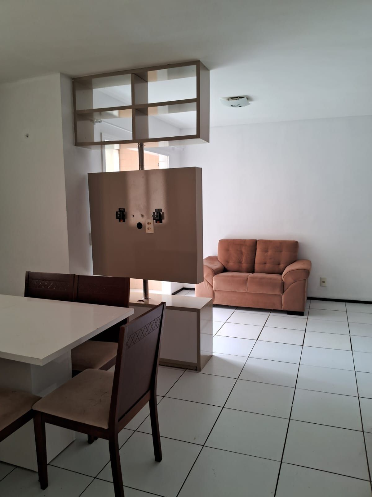 Apartamento para alugar com 2 quartos, 74m² - Foto 2