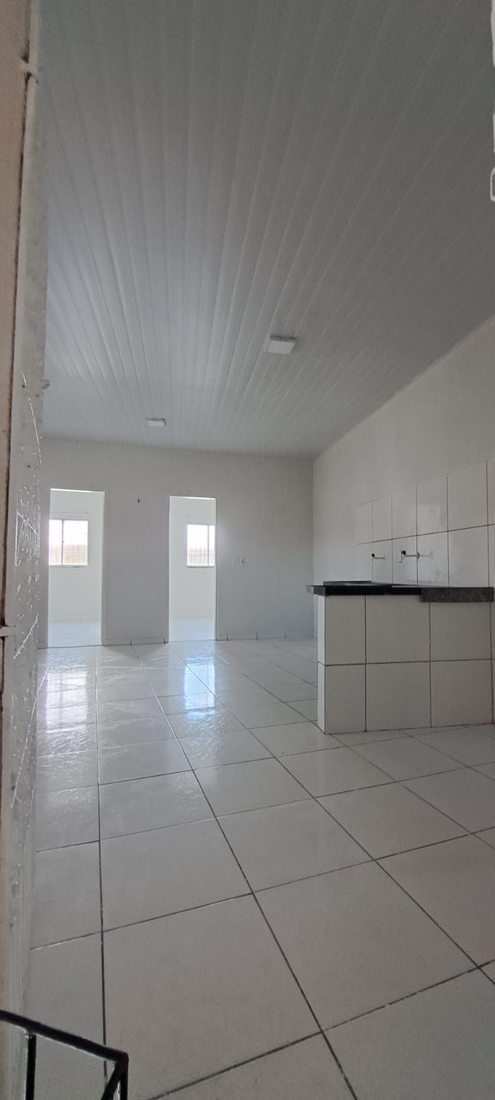 Casa à venda com 3 quartos, 90m² - Foto 3