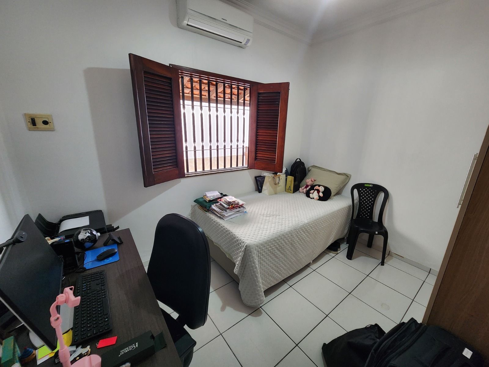 Casa de Condomínio para alugar com 4 quartos, 190m² - Foto 16