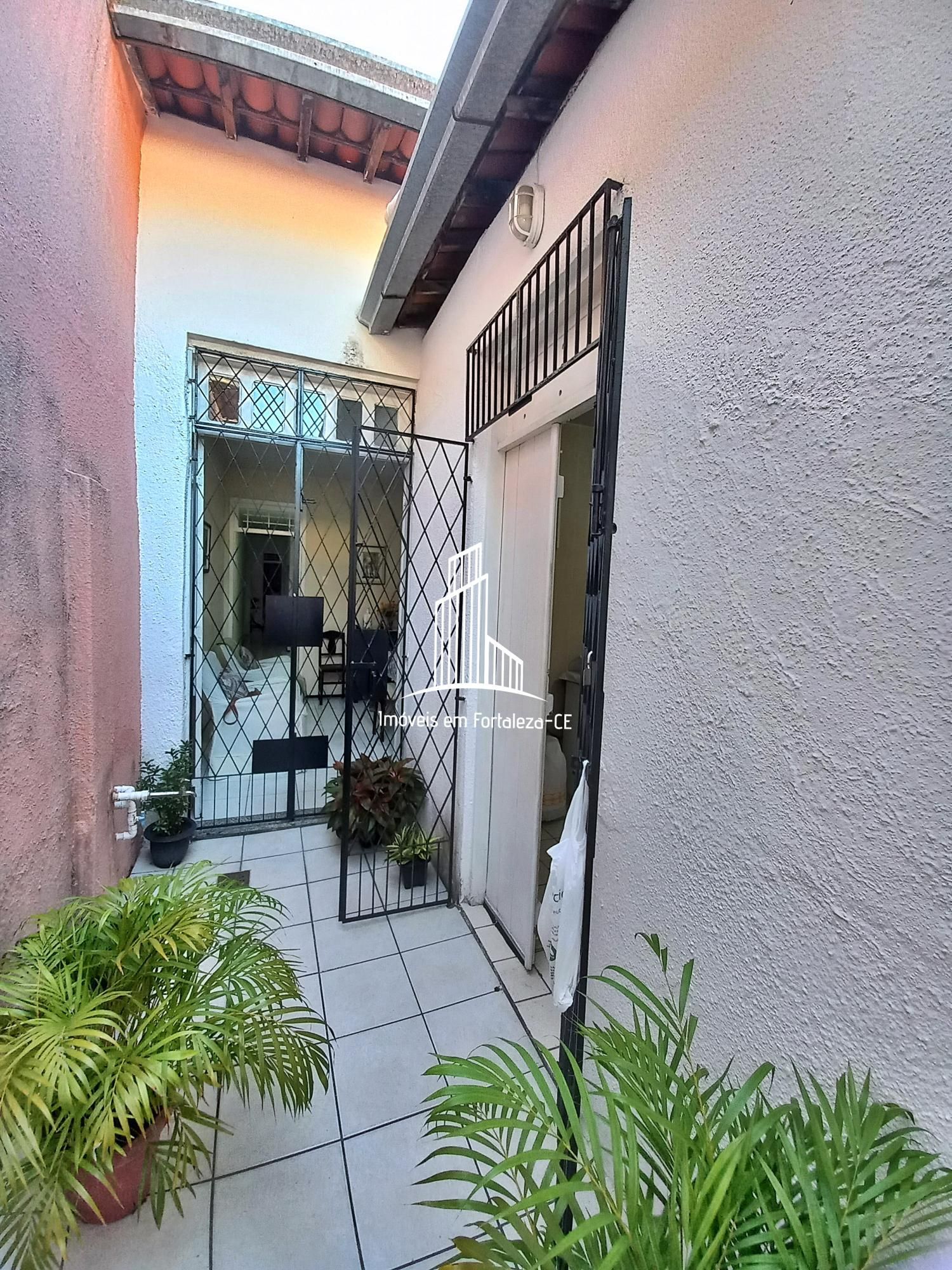 Casa à venda com 4 quartos, 202m² - Foto 17