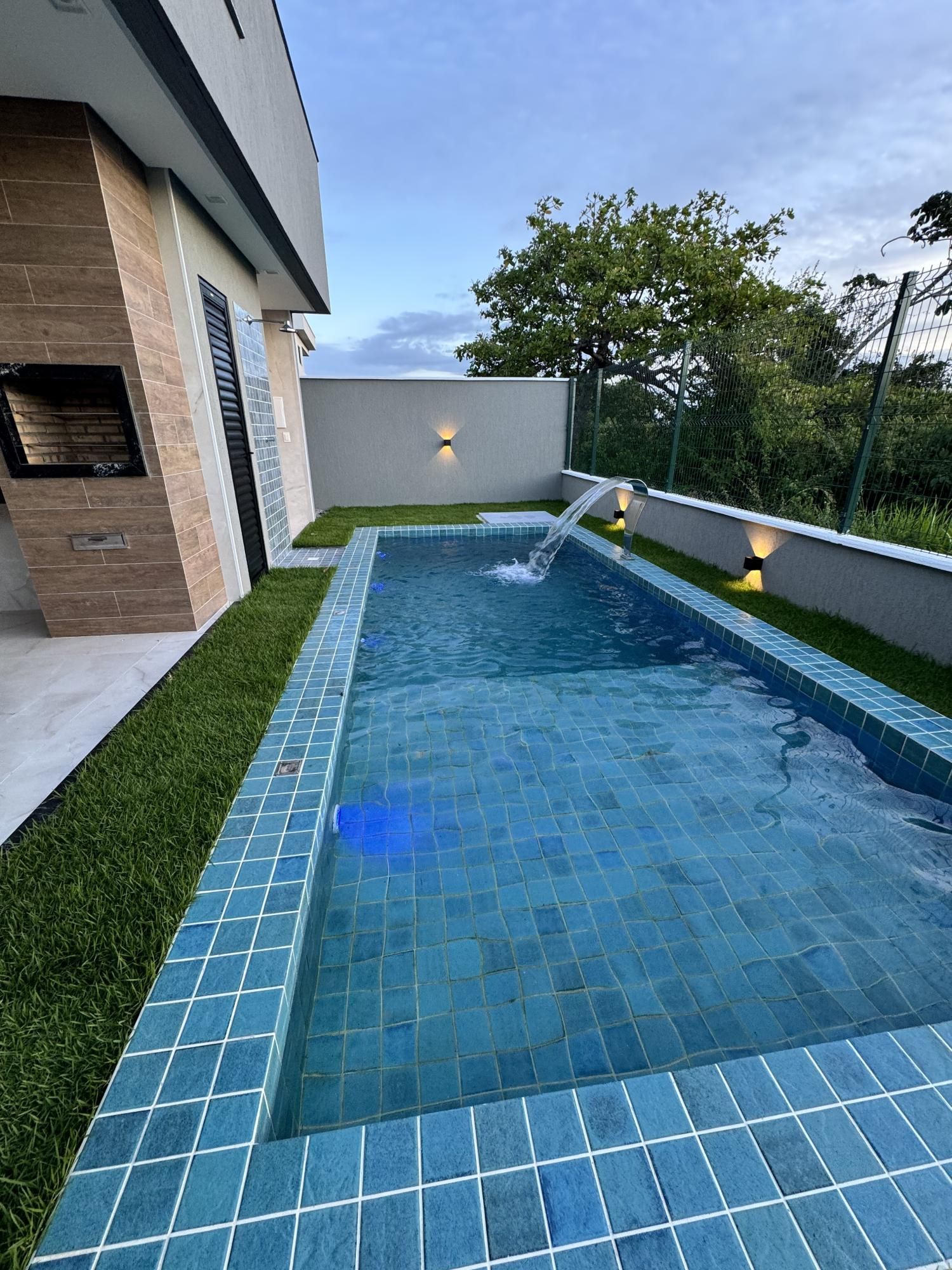 Casa de Condomínio de 3 quartos, 175m² no bairro Cidade Alpha, em Eusébio | Eu Corretor