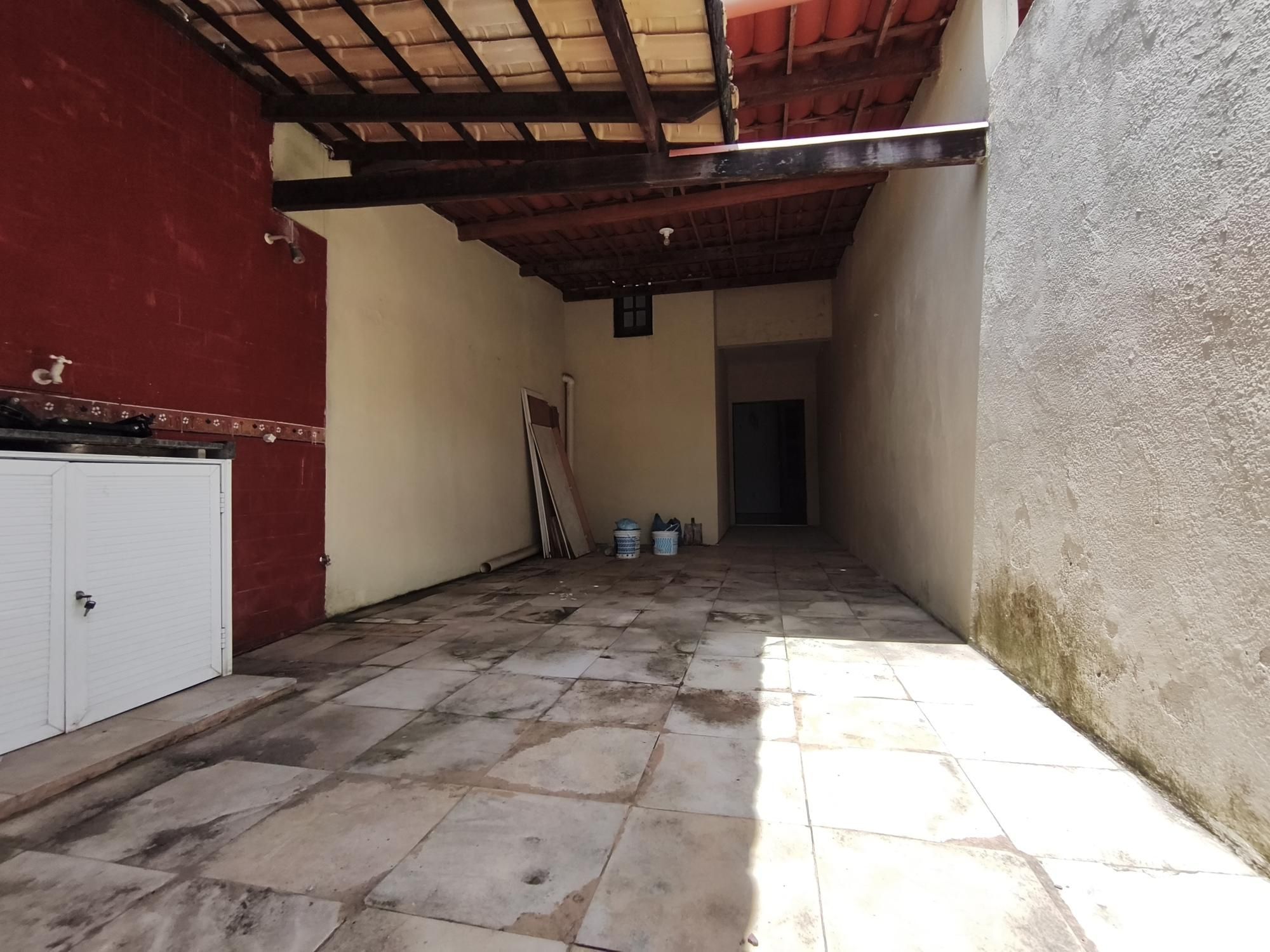 Casa, 4 quartos, 238 m² - Foto 3