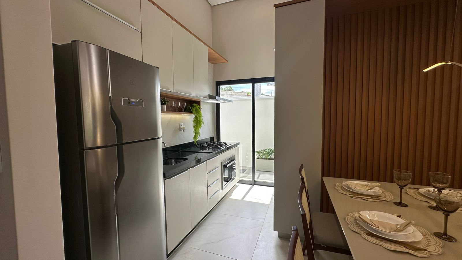 Casa de Condomínio de 3 quartos, 85m² no bairro Vereda Tropical, em Eusébio | Eu Corretor