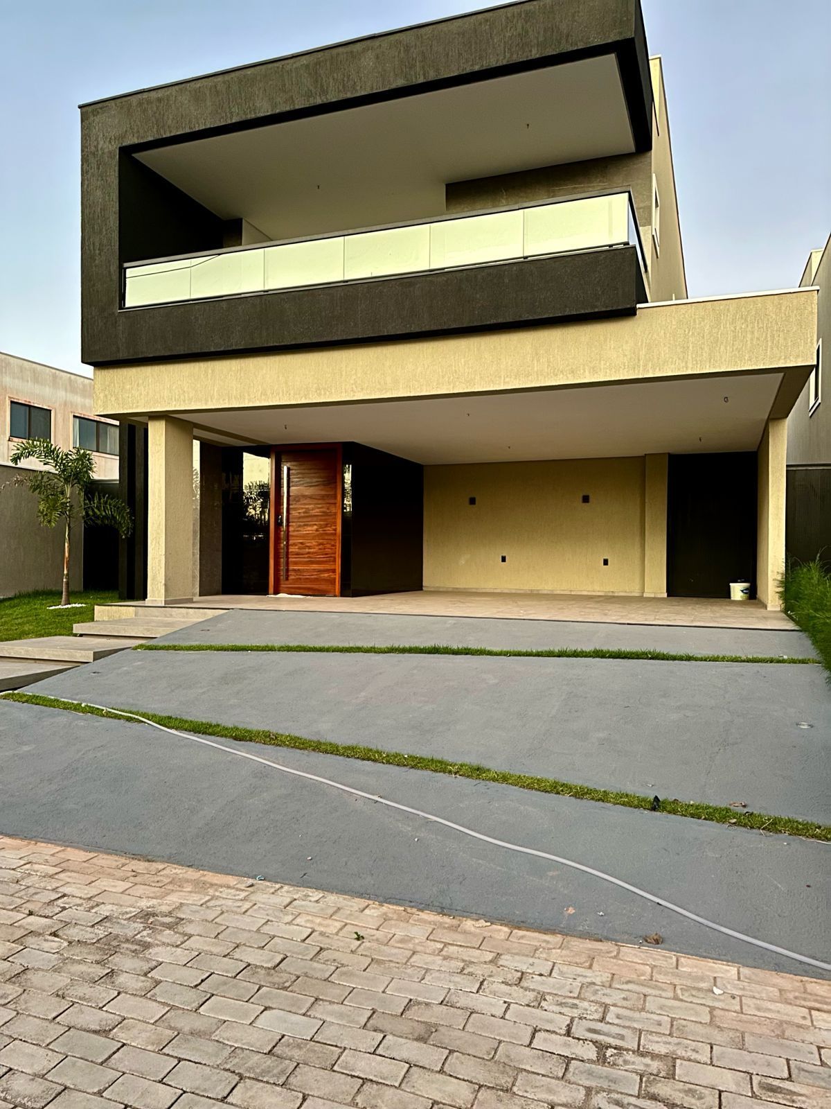 Casa de Condomínio de 5 quartos, 334m² no bairro Cidade Alpha, em Eusébio | Eu Corretor