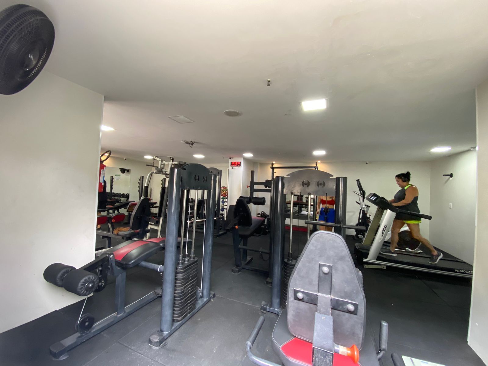 img232319099