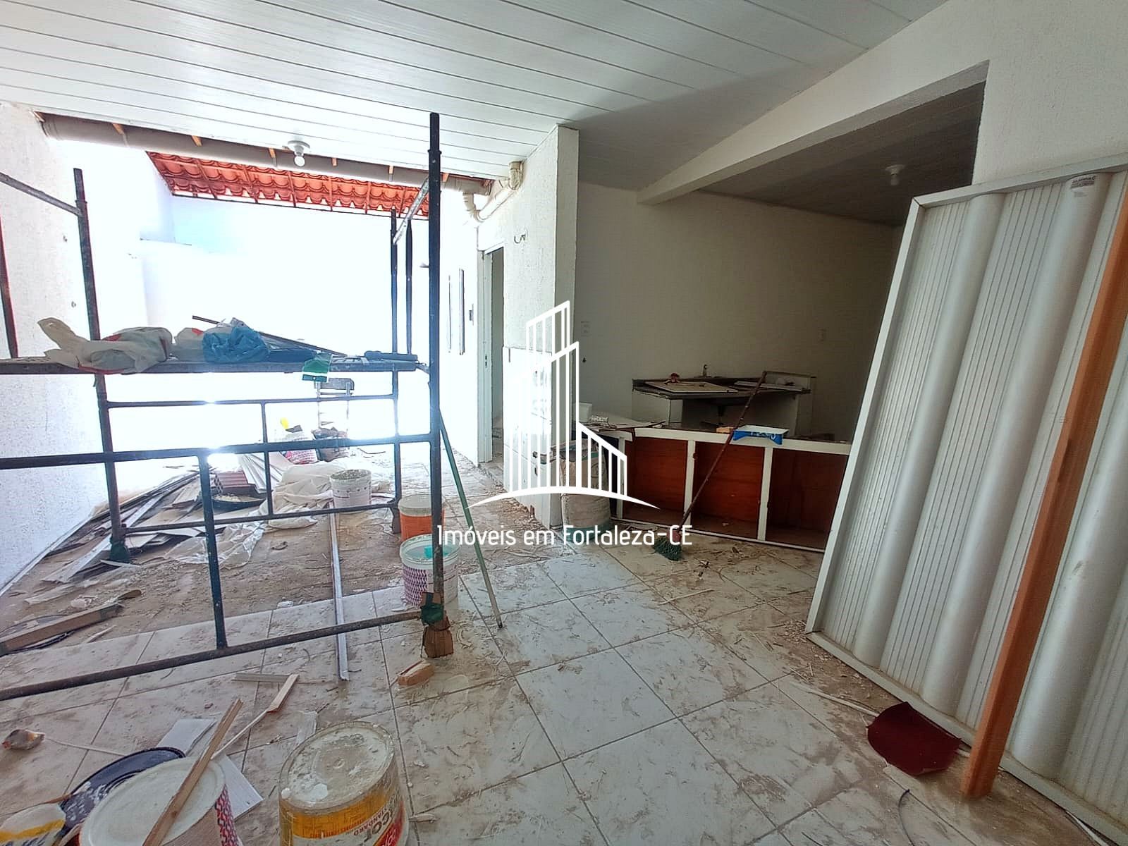 Casa à venda com 4 quartos, 140m² - Foto 13