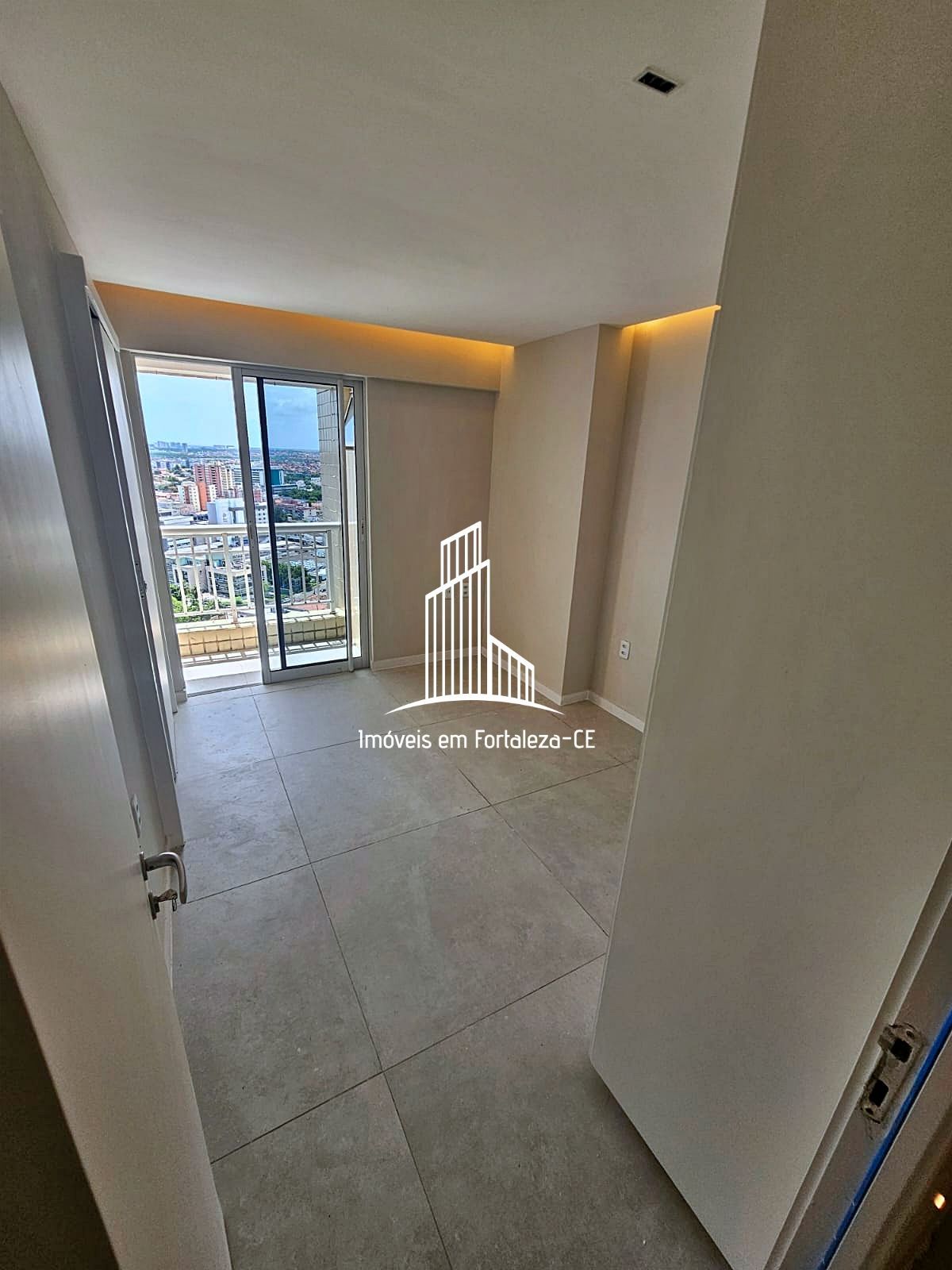 Apartamento à venda com 3 quartos, 144m² - Foto 6