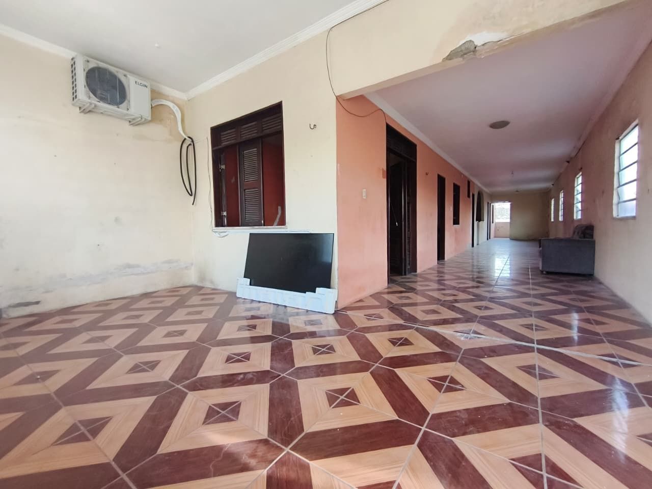 Casa, 8 quartos, 315 m² - Foto 4
