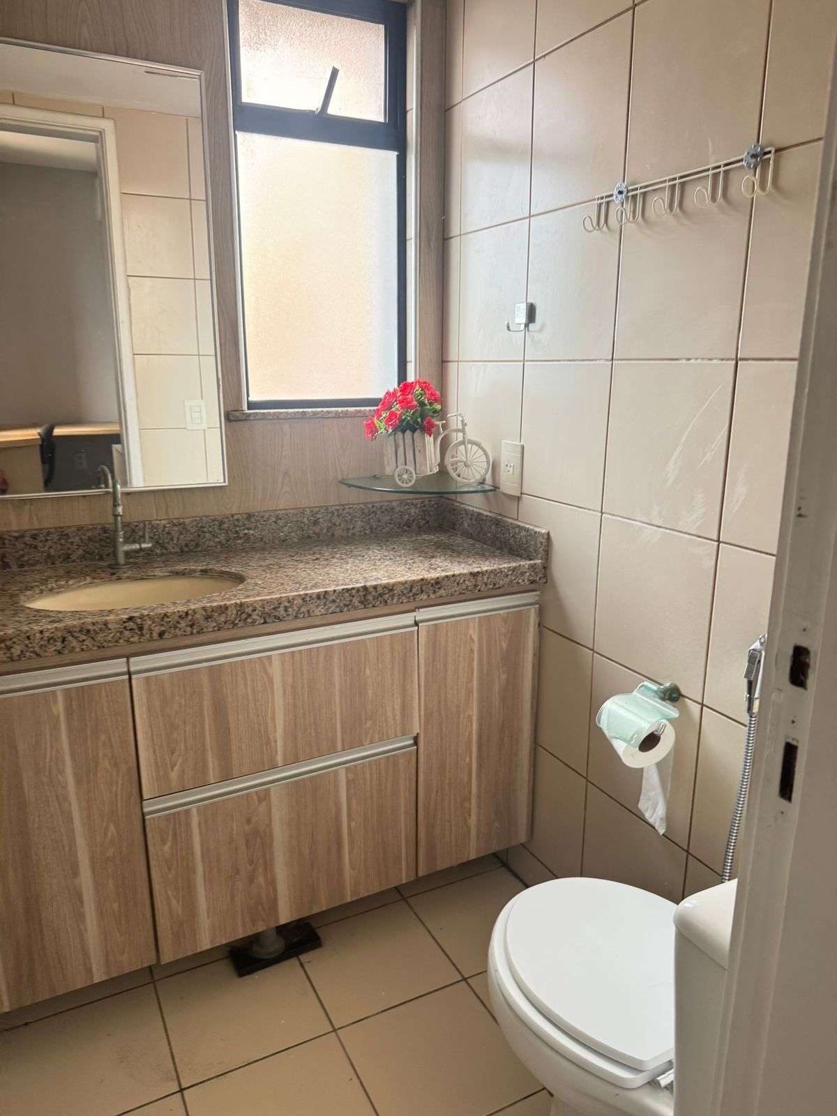 Apartamento à venda com 3 quartos, 140m² - Foto 11