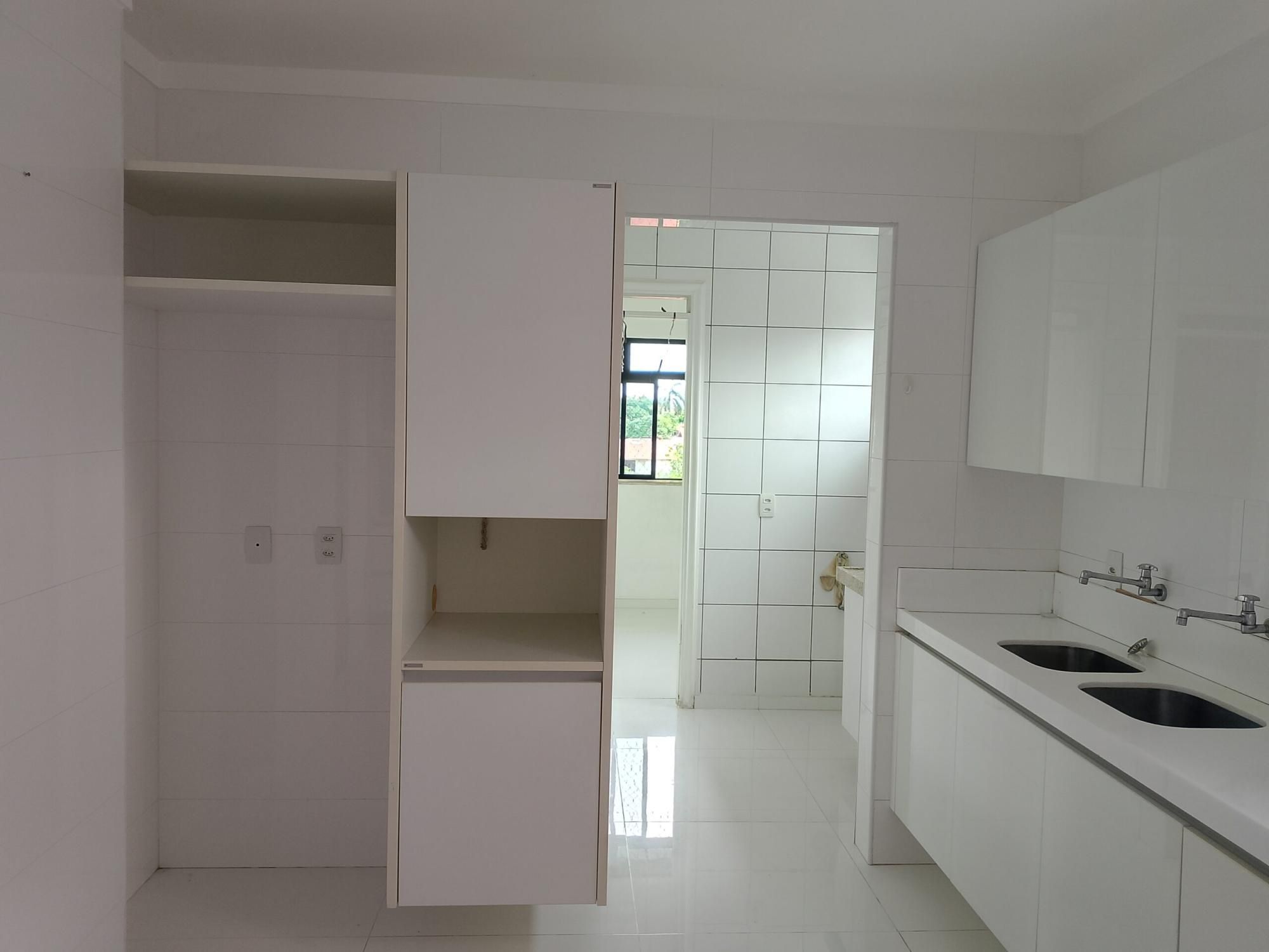 Apartamento de 4 quartos, 146m² no bairro Guararapes, em Fortaleza | Eu Corretor