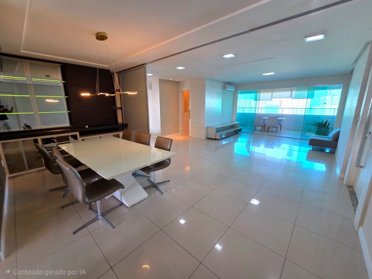 Apartamento, 3 quartos, 217 m² - Foto 1