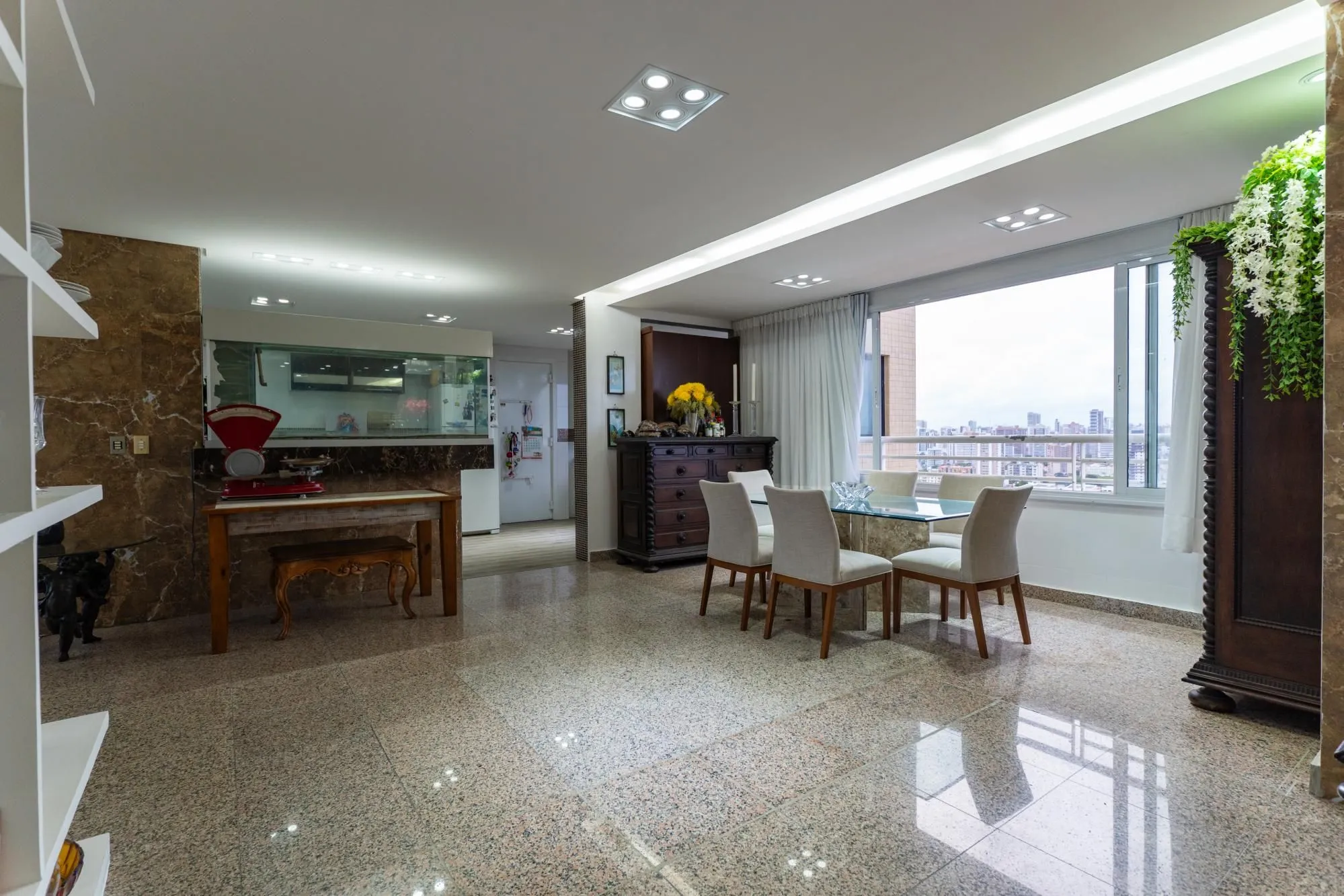 Apartamento, 3 quartos, 260 m² - Foto 5