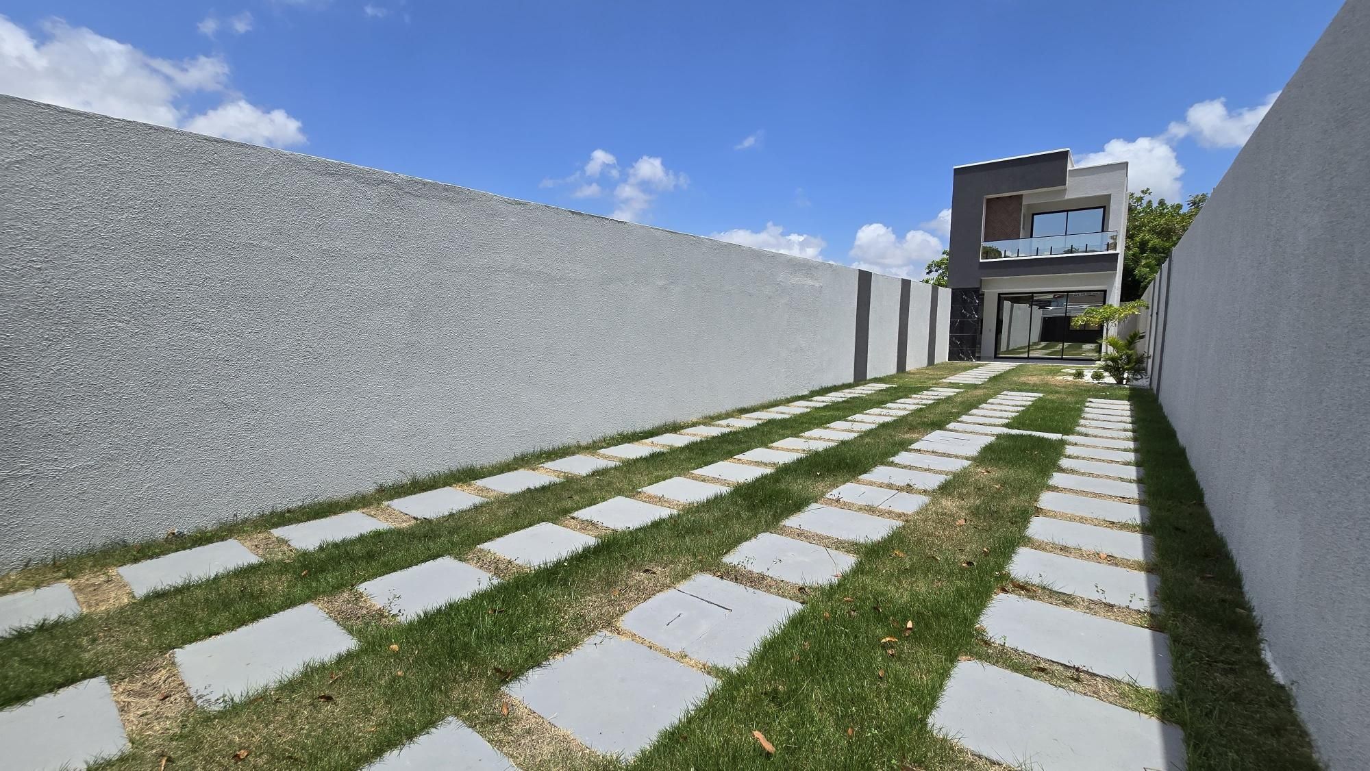 Apartamento de 4 quartos, 136m² no bairro Tamatanduba, em Eusébio | Eu Corretor