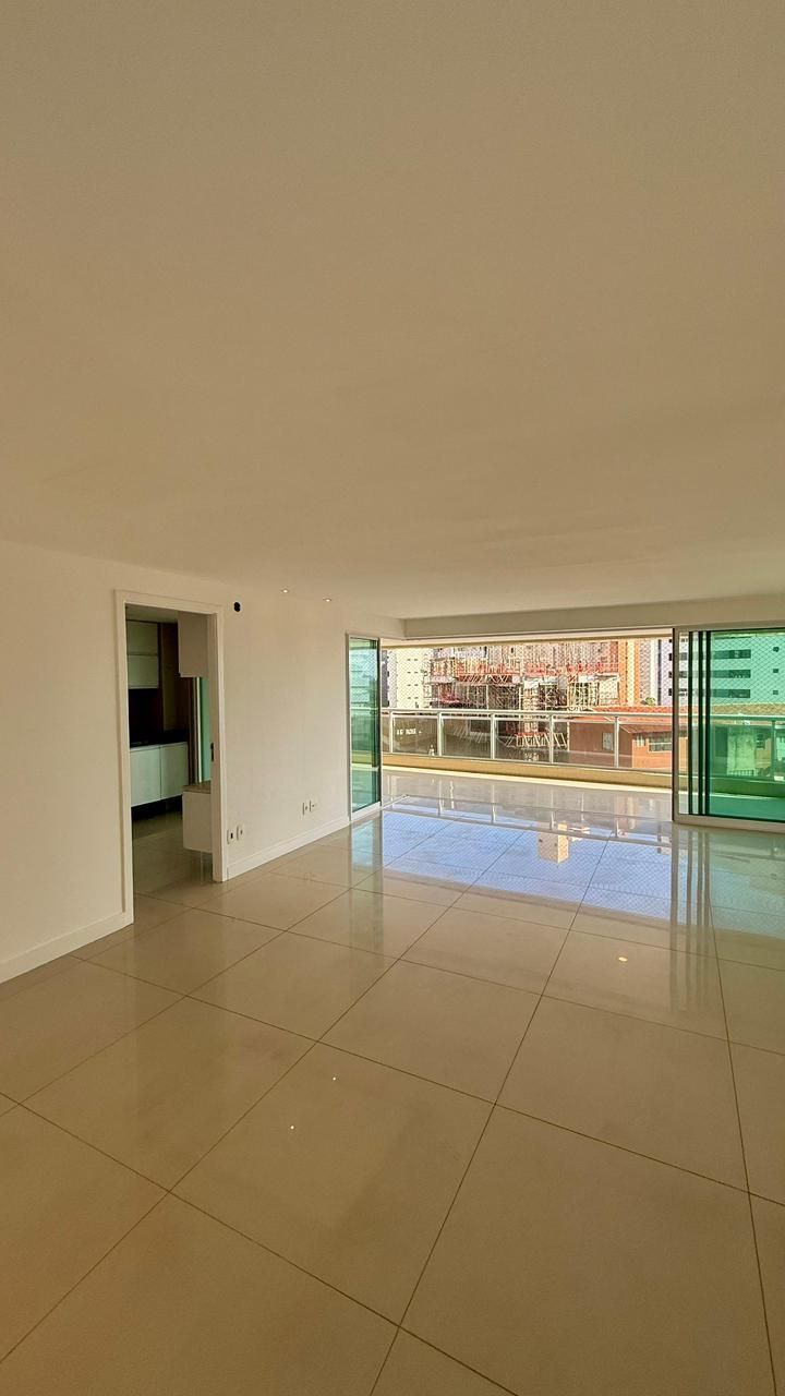 Apartamento, 4 quartos, 220 m² - Foto 1