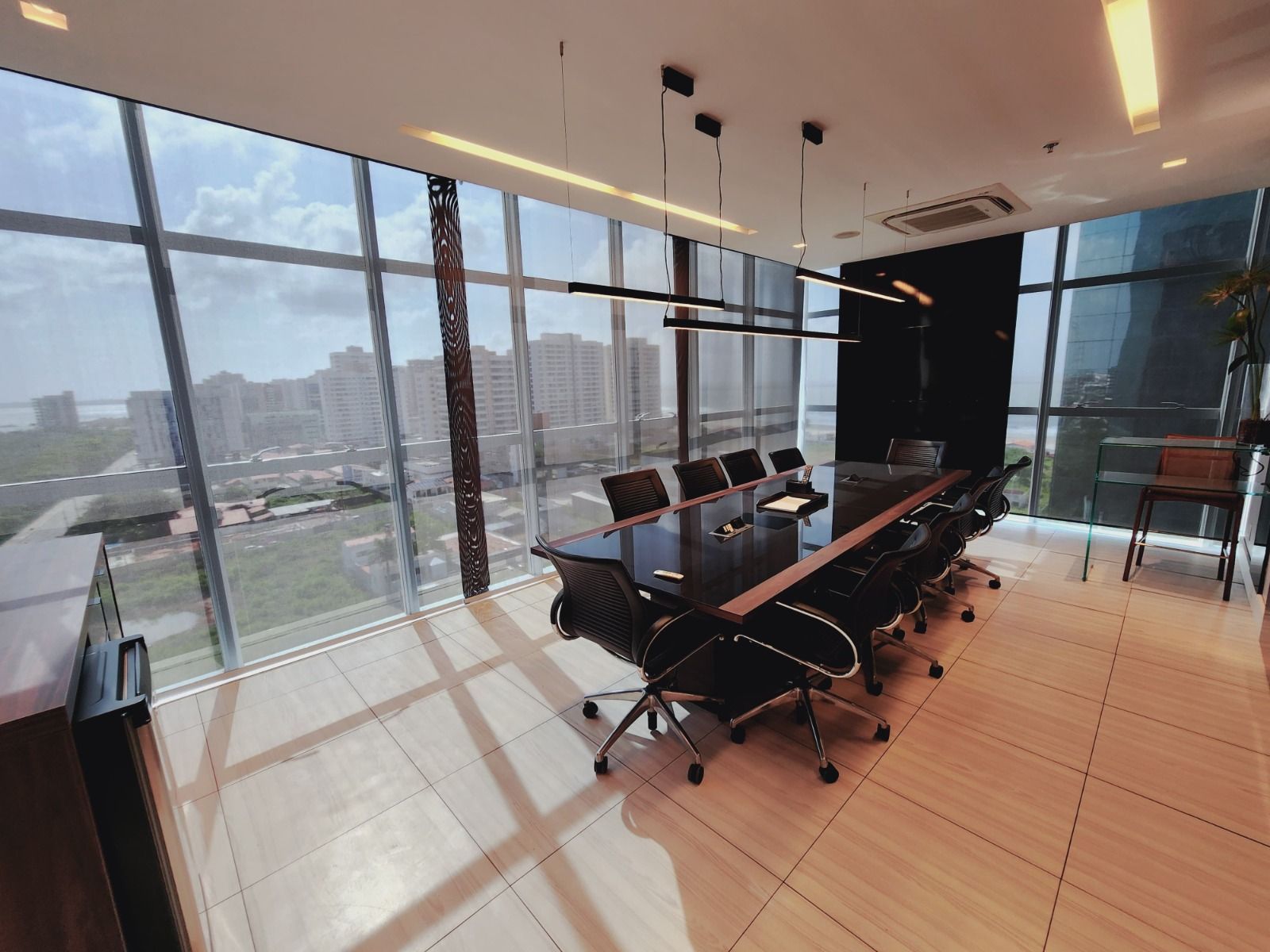 Sala Comercial de 7 quartos, 180m² no bairro Calhau, em São Luís | Eu Corretor