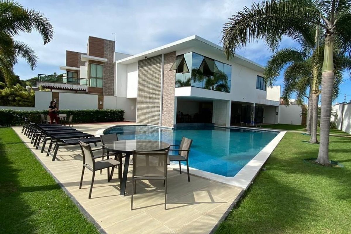 Casa de Condomínio de 3 quartos, 206m² no bairro Coité, em Eusébio | Eu Corretor