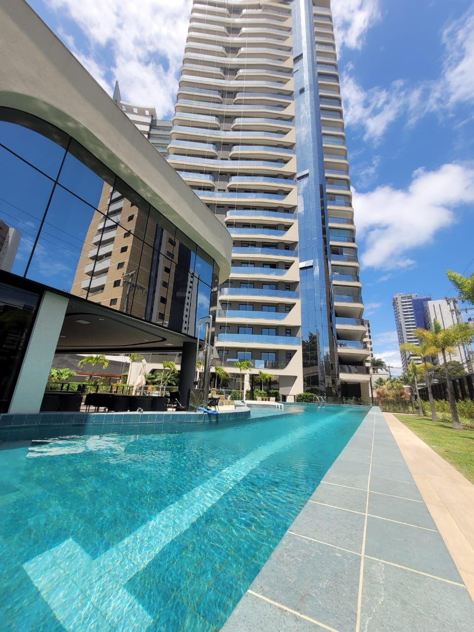 Apartamento, 4 quartos, 254 m² - Foto 2