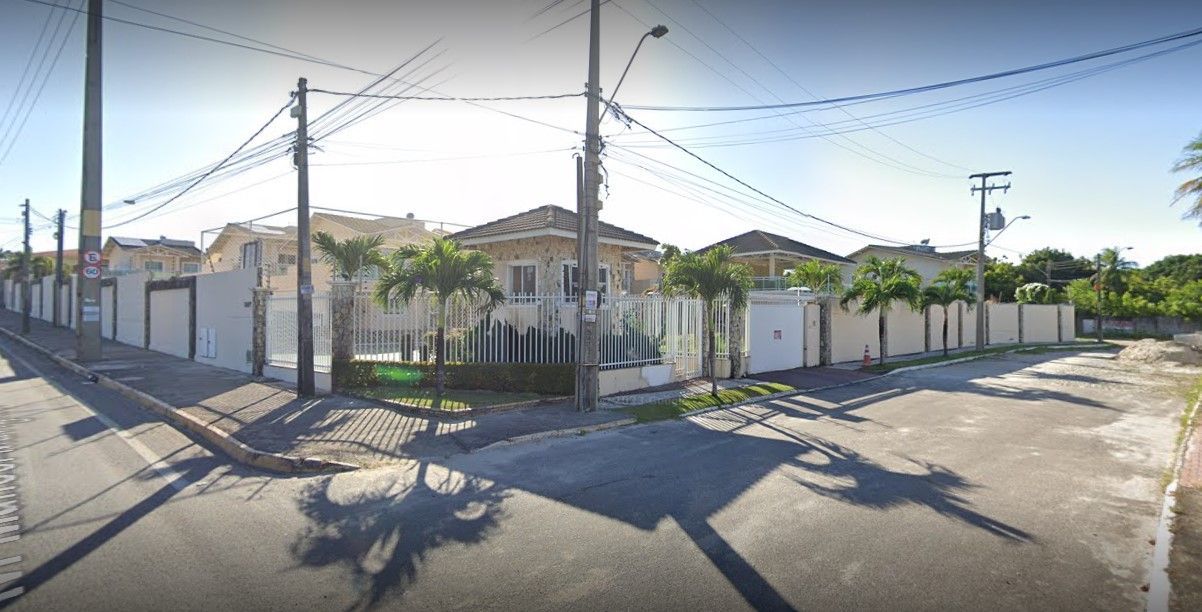 Casa de Condomínio à venda com 4 quartos, 149m² - Foto 2