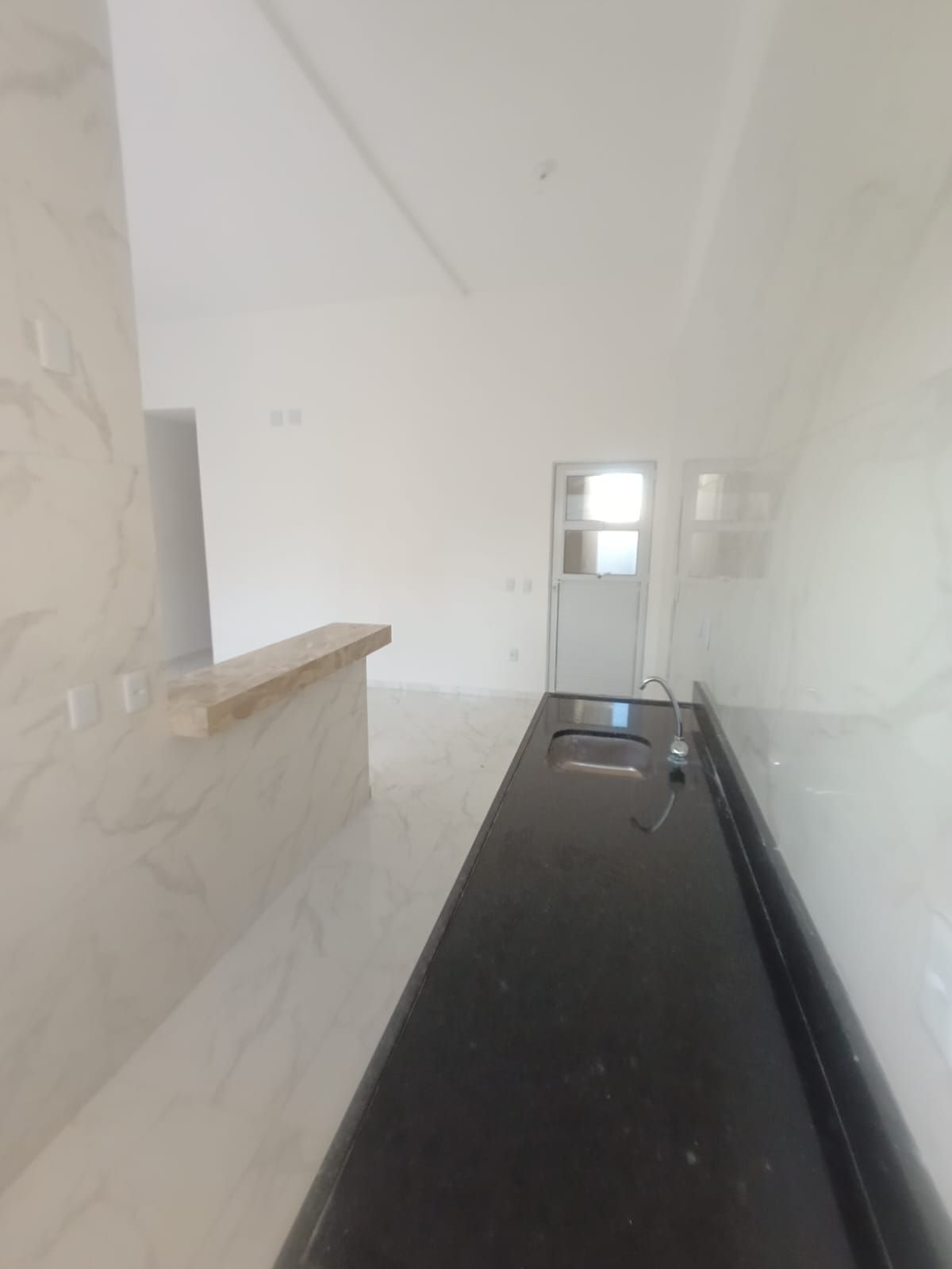 Casa à venda com 2 quartos, 87m² - Foto 5
