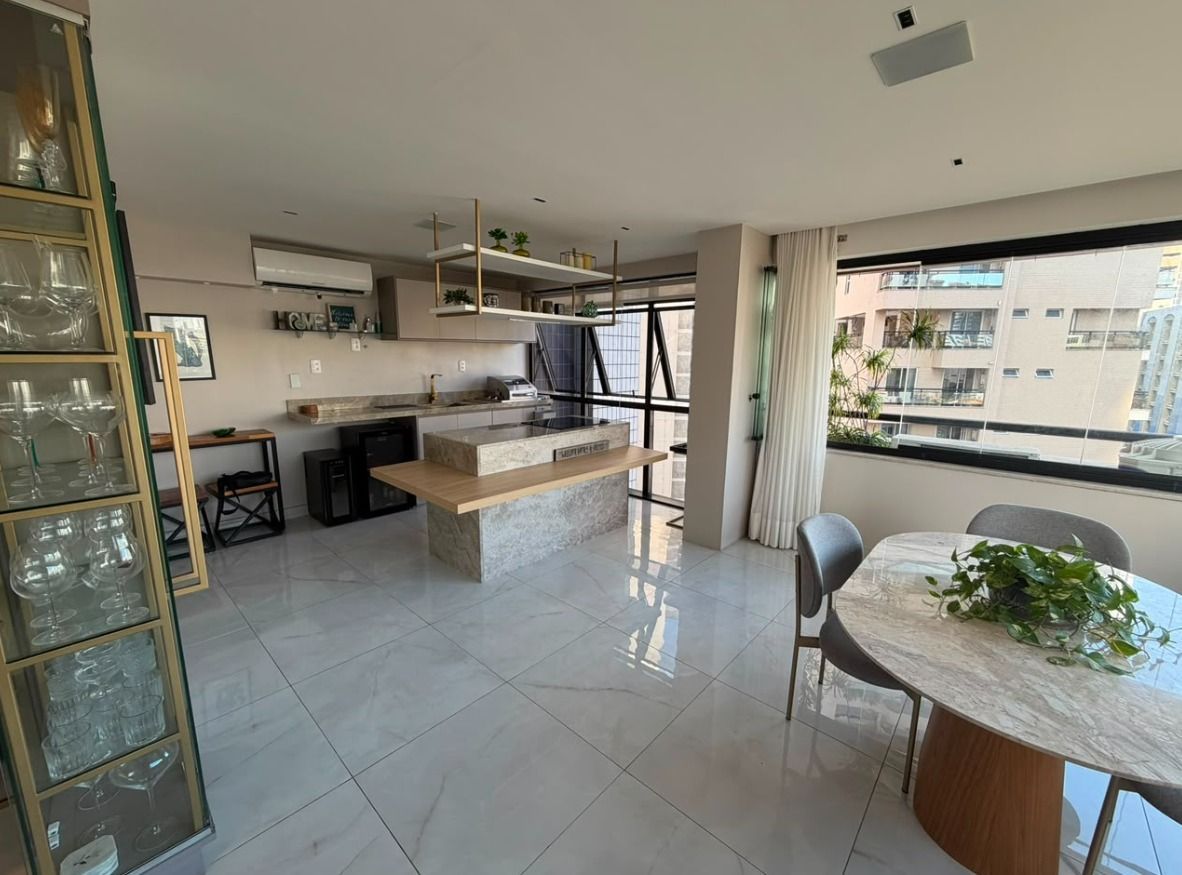 Apartamento, 3 quartos, 215 m² - Foto 3